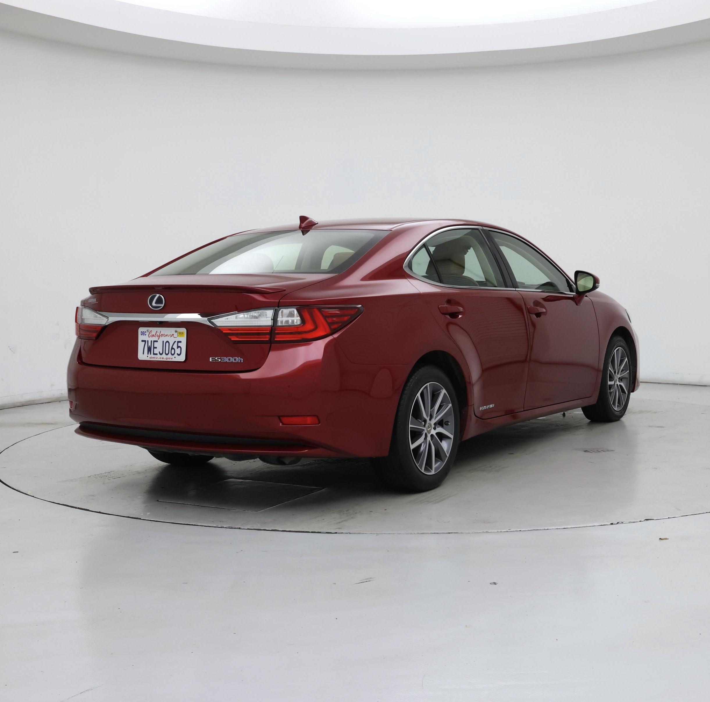 Thumbnail: 2017 Lexus ES - 8