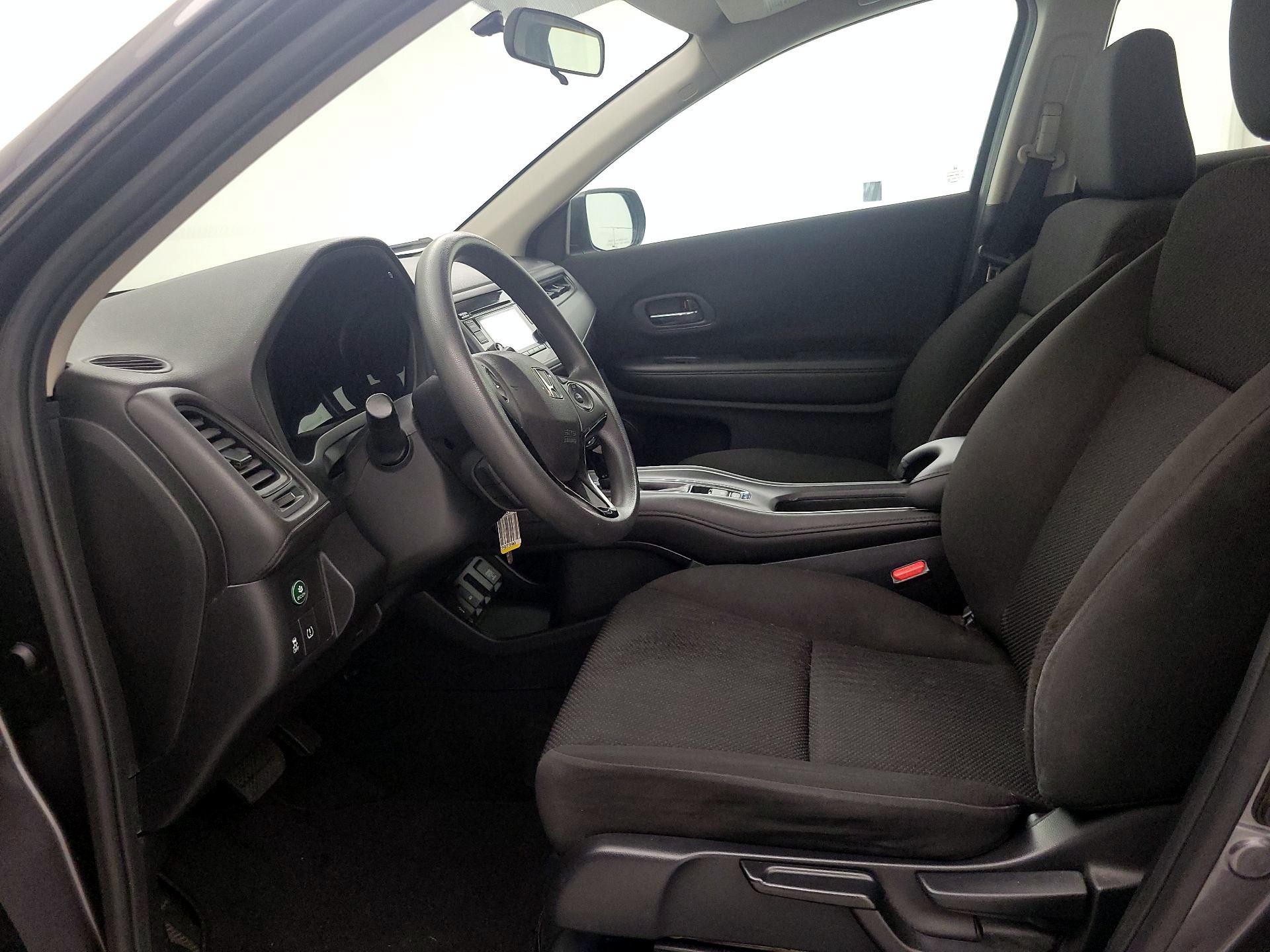 Thumbnail: 2018 Honda HR-V - 11
