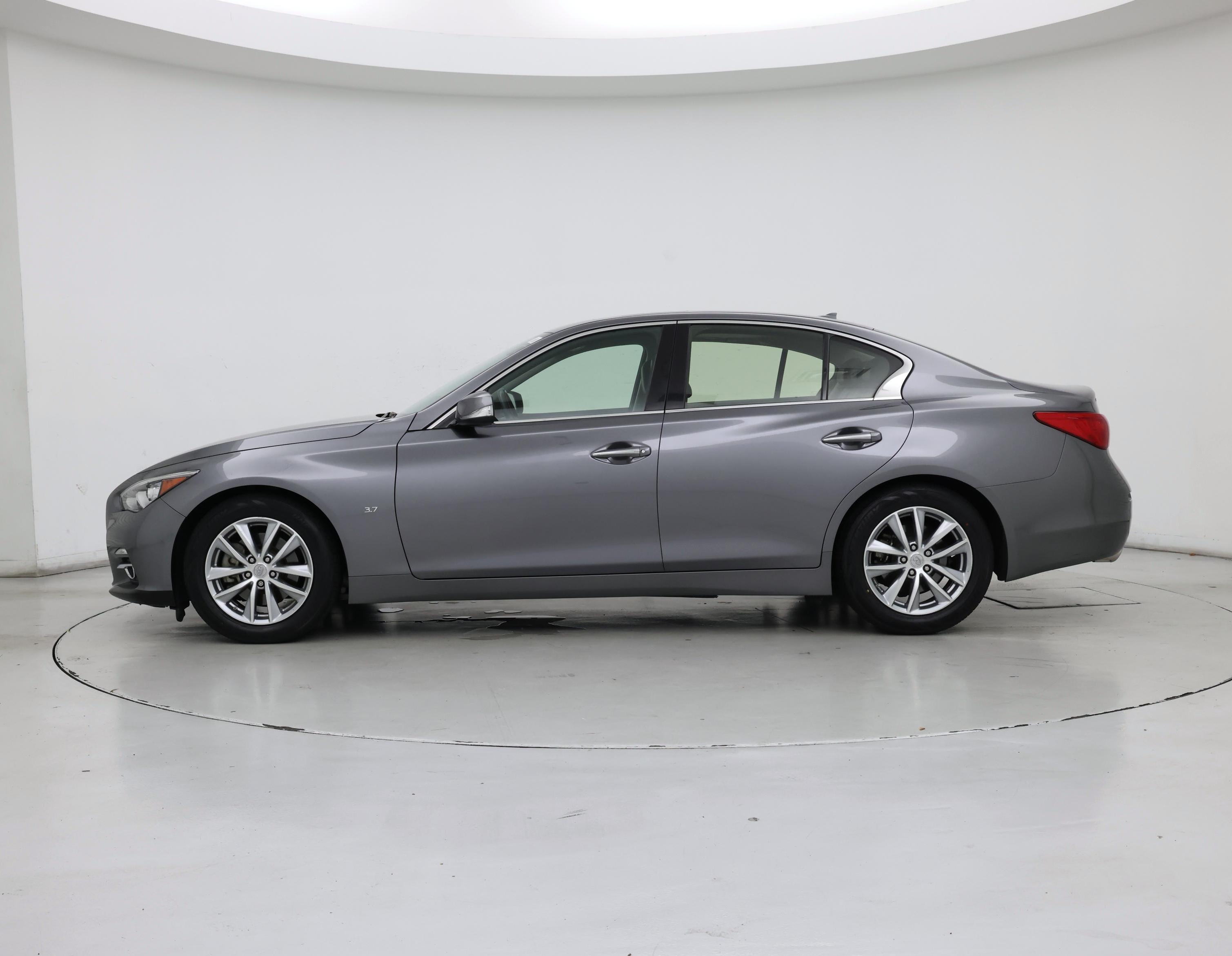 Thumbnail: 2015 INFINITI Q50 - 3