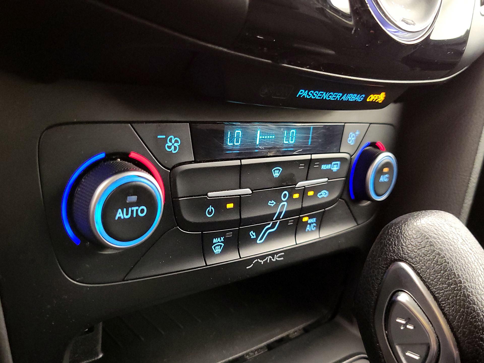 Thumbnail: 2018 Ford Focus - 16