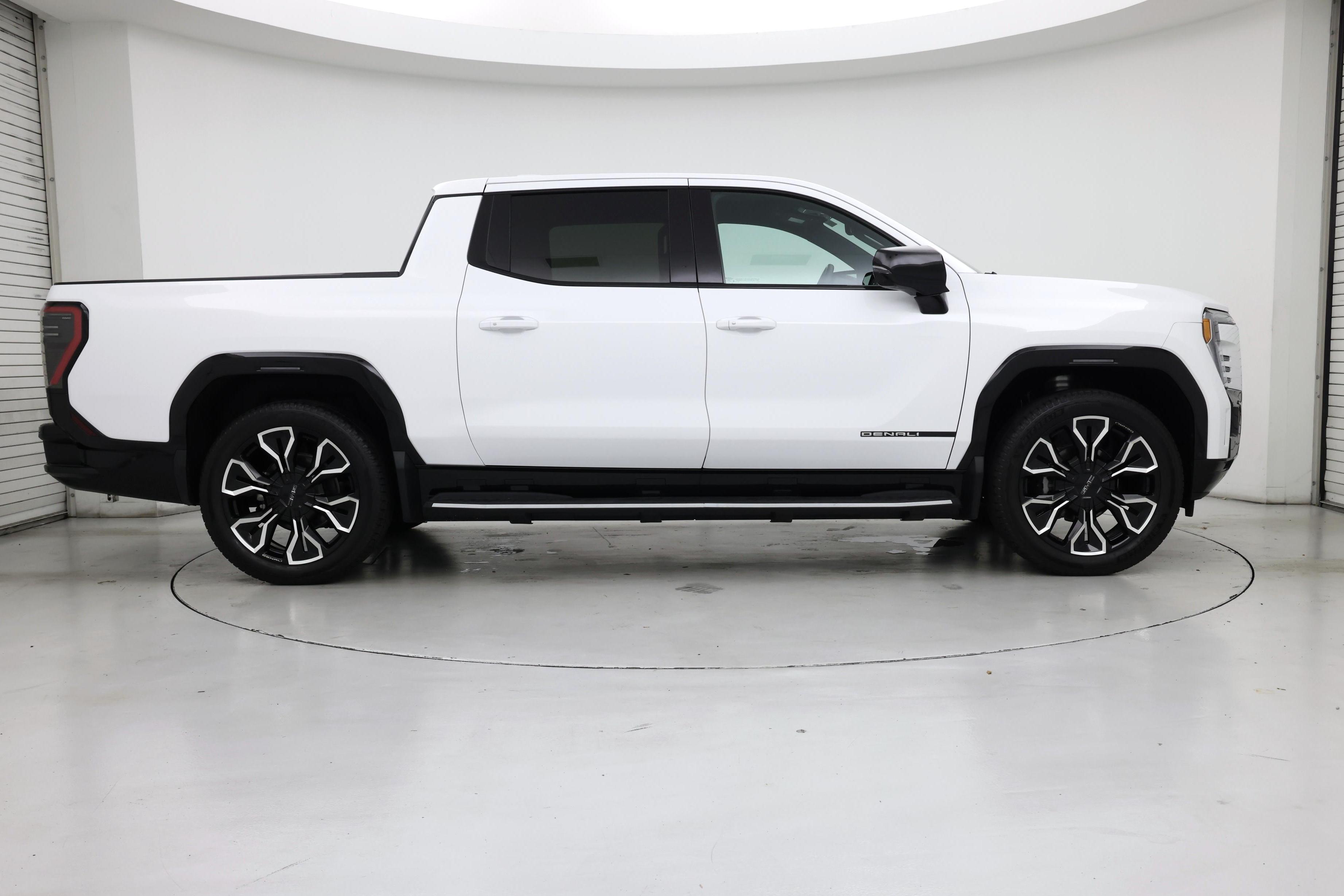 Thumbnail: 2025 GMC Sierra EV - 7
