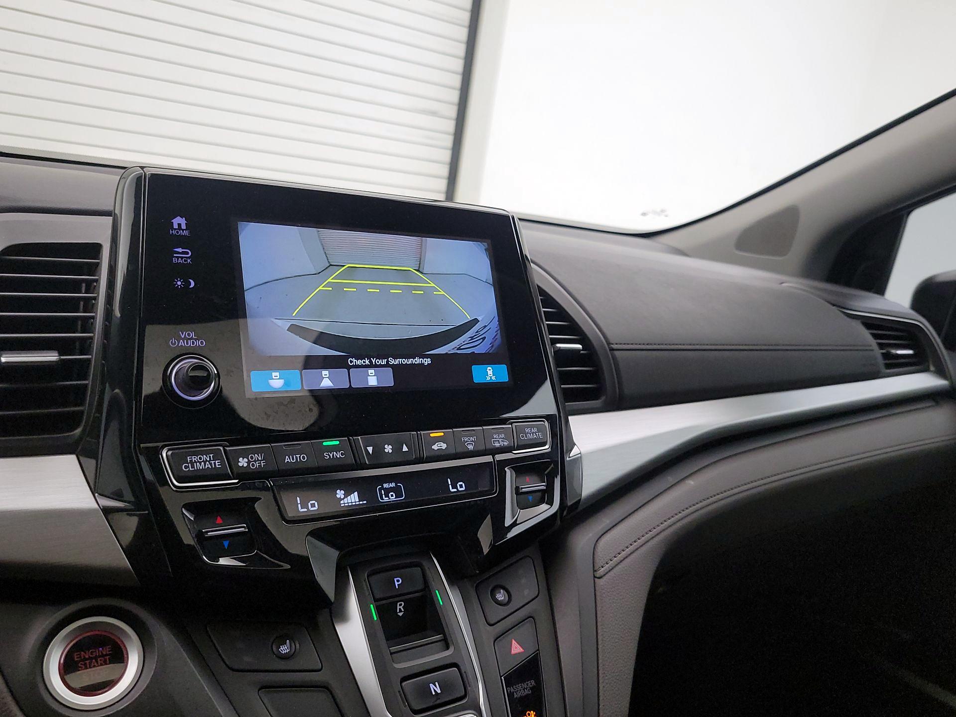 Thumbnail: 2019 Honda Odyssey - 15