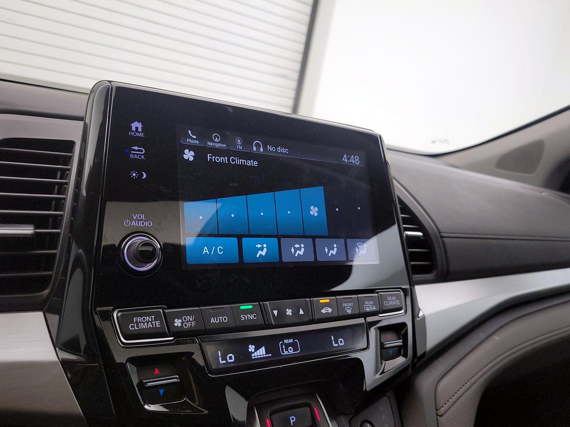 Thumbnail: 2019 Honda Odyssey - 17
