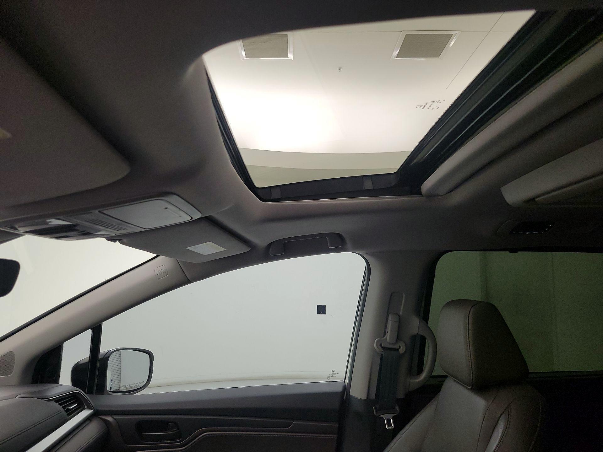 Thumbnail: 2019 Honda Odyssey - 20