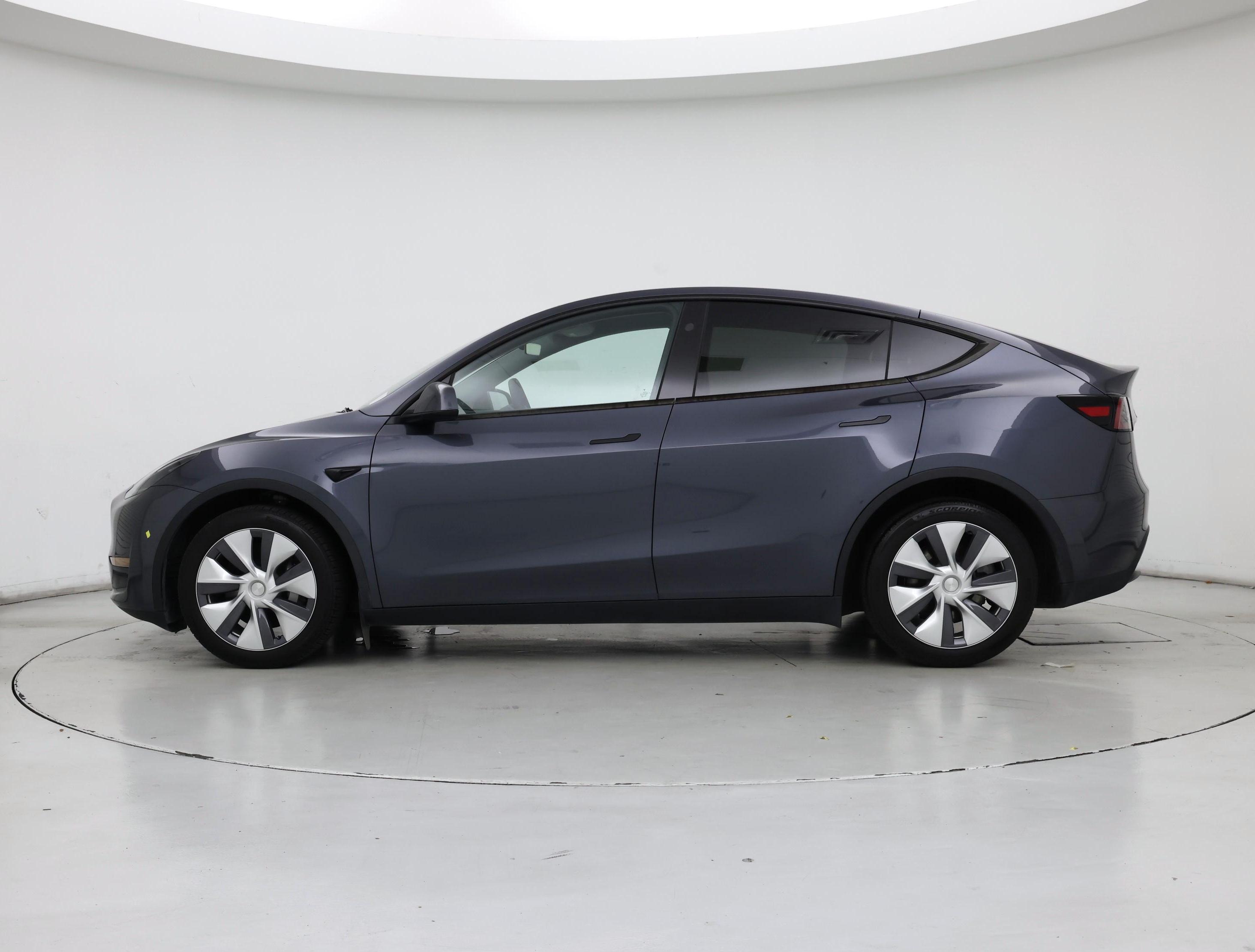 Thumbnail: 2023 Tesla Model Y - 3