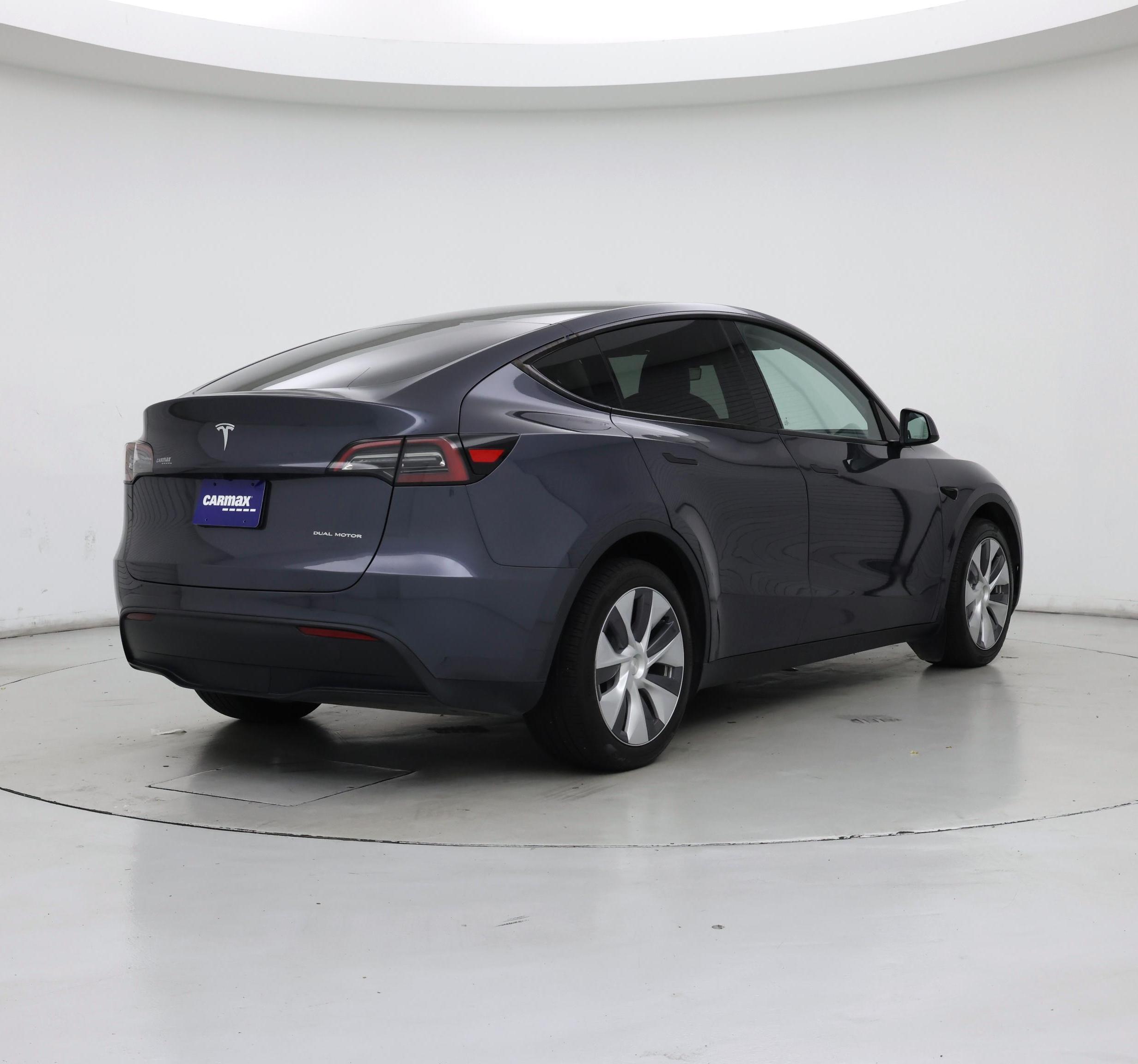 Thumbnail: 2023 Tesla Model Y - 8
