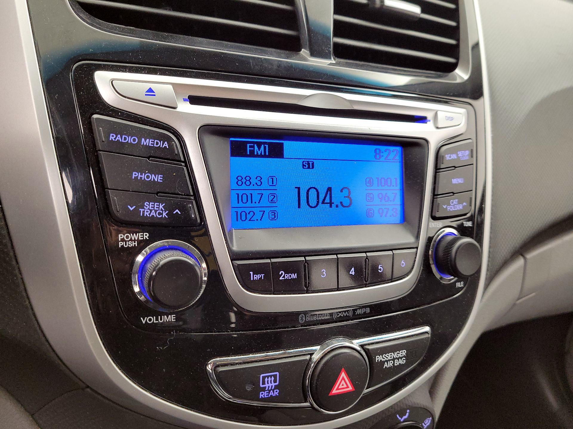 Thumbnail: 2014 Hyundai Accent - 14
