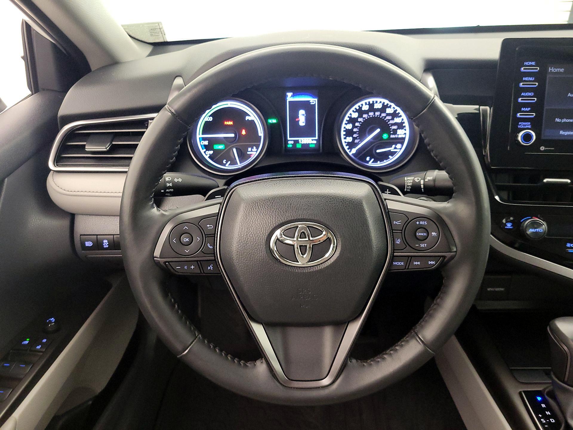 Thumbnail: 2023 Toyota Camry - 10