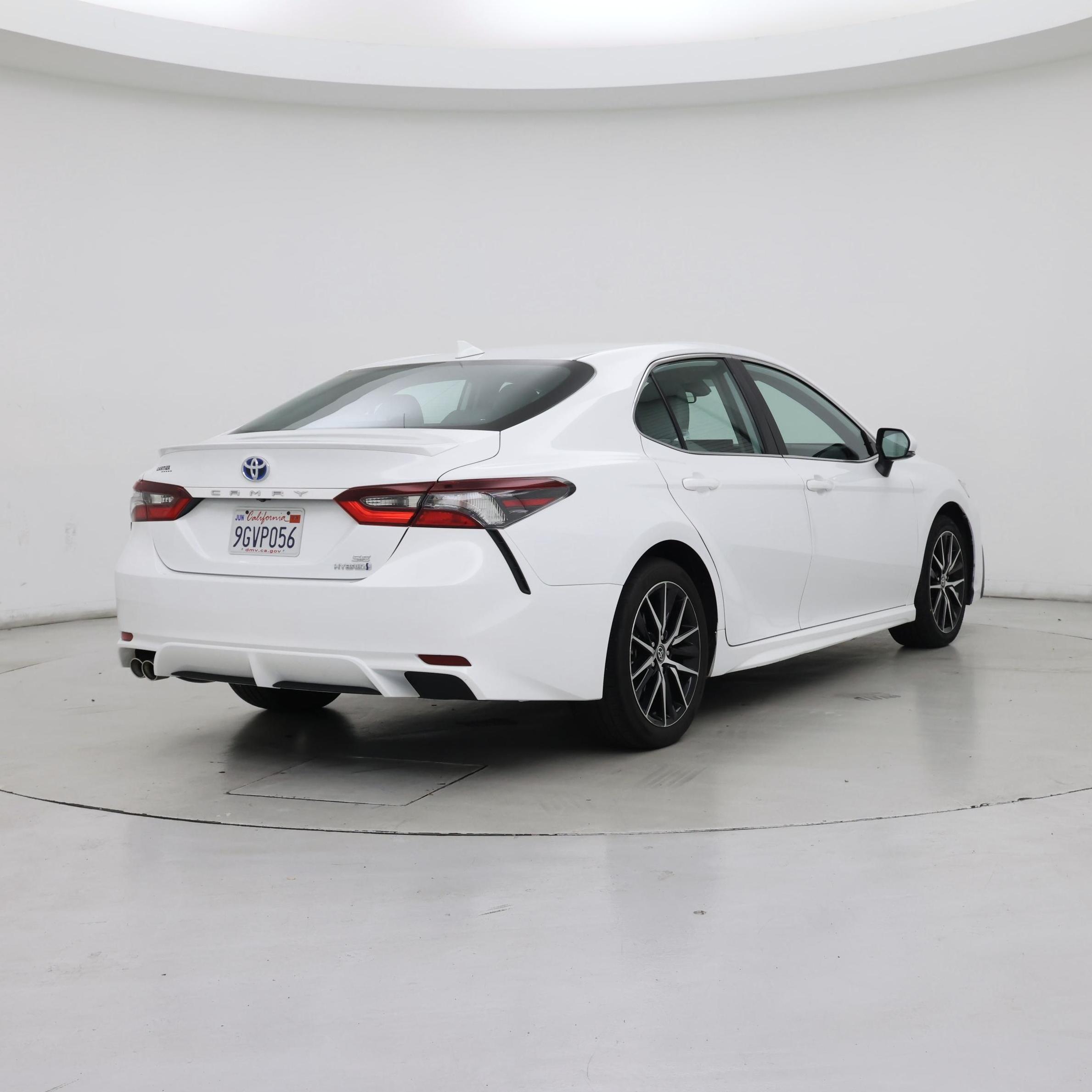 Thumbnail: 2023 Toyota Camry - 8