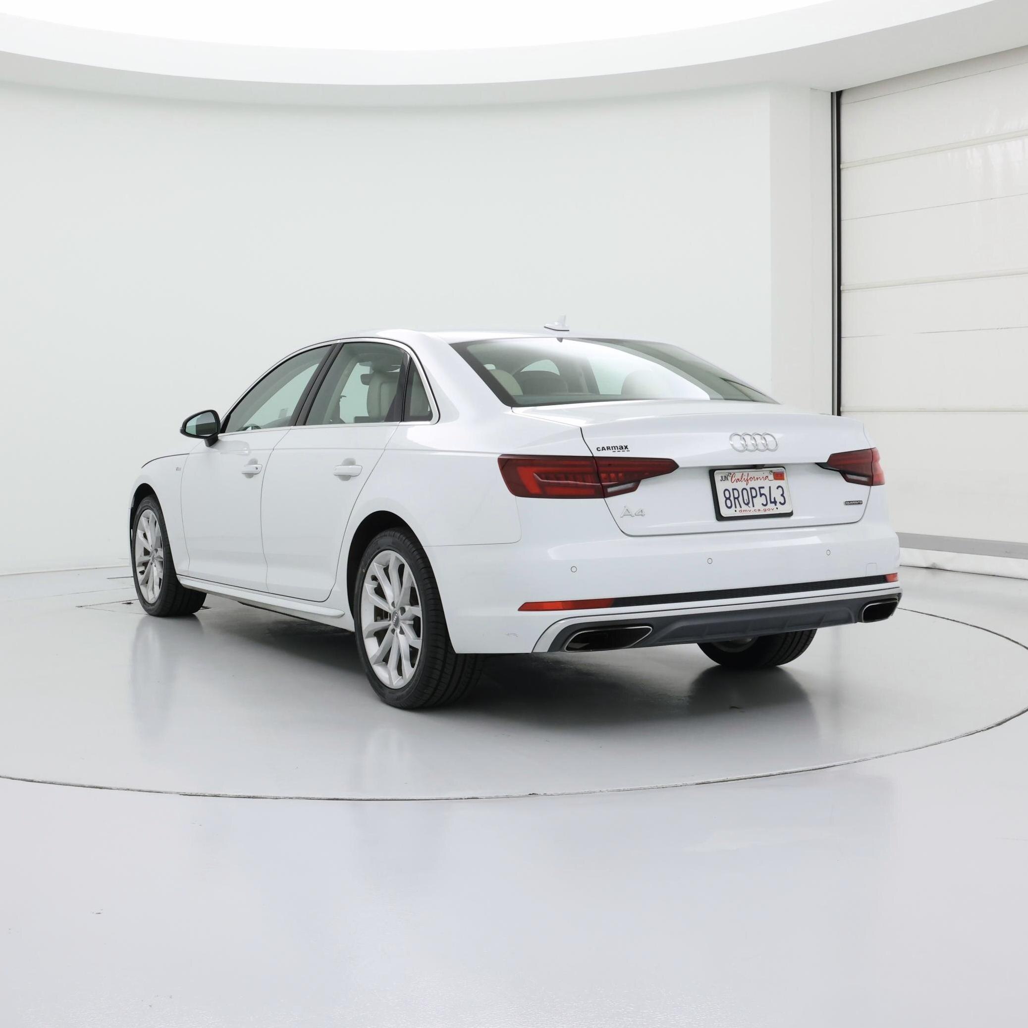 Thumbnail: 2019 Audi A4 - 2
