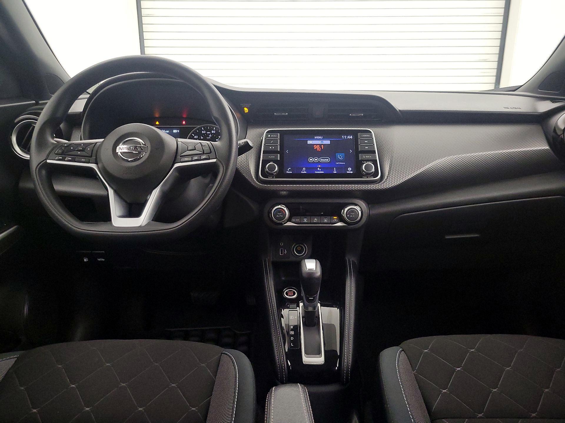 Thumbnail: 2020 Nissan Kicks - 9