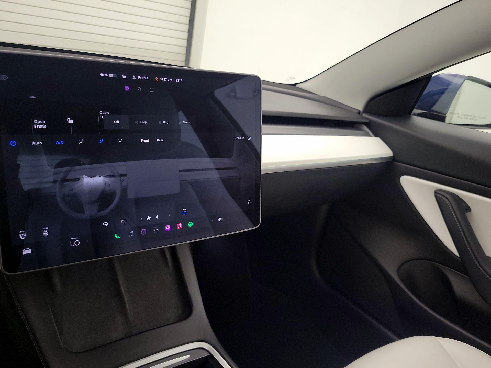 Thumbnail: 2021 Tesla Model 3 - 16