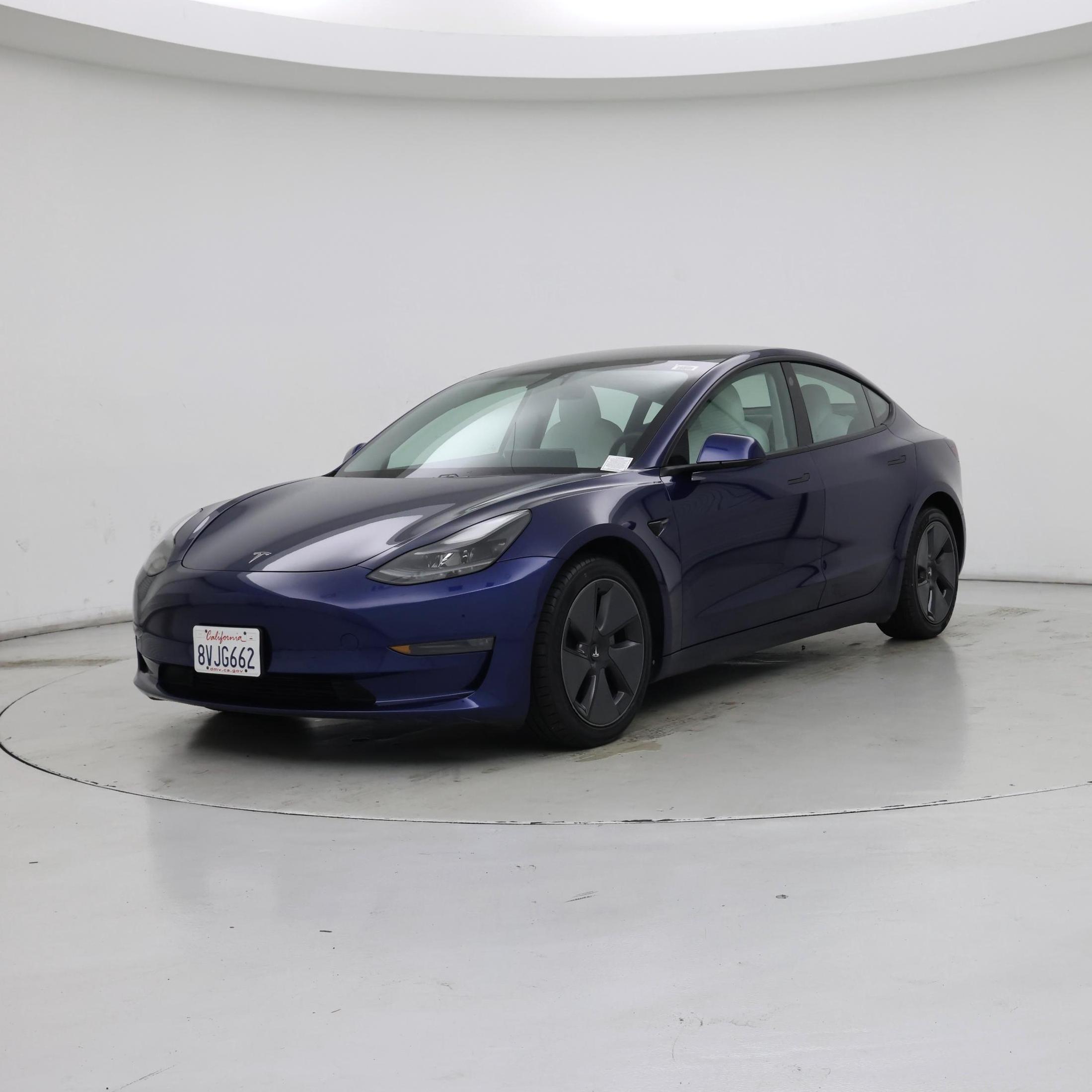 Thumbnail: 2021 Tesla Model 3 - 4