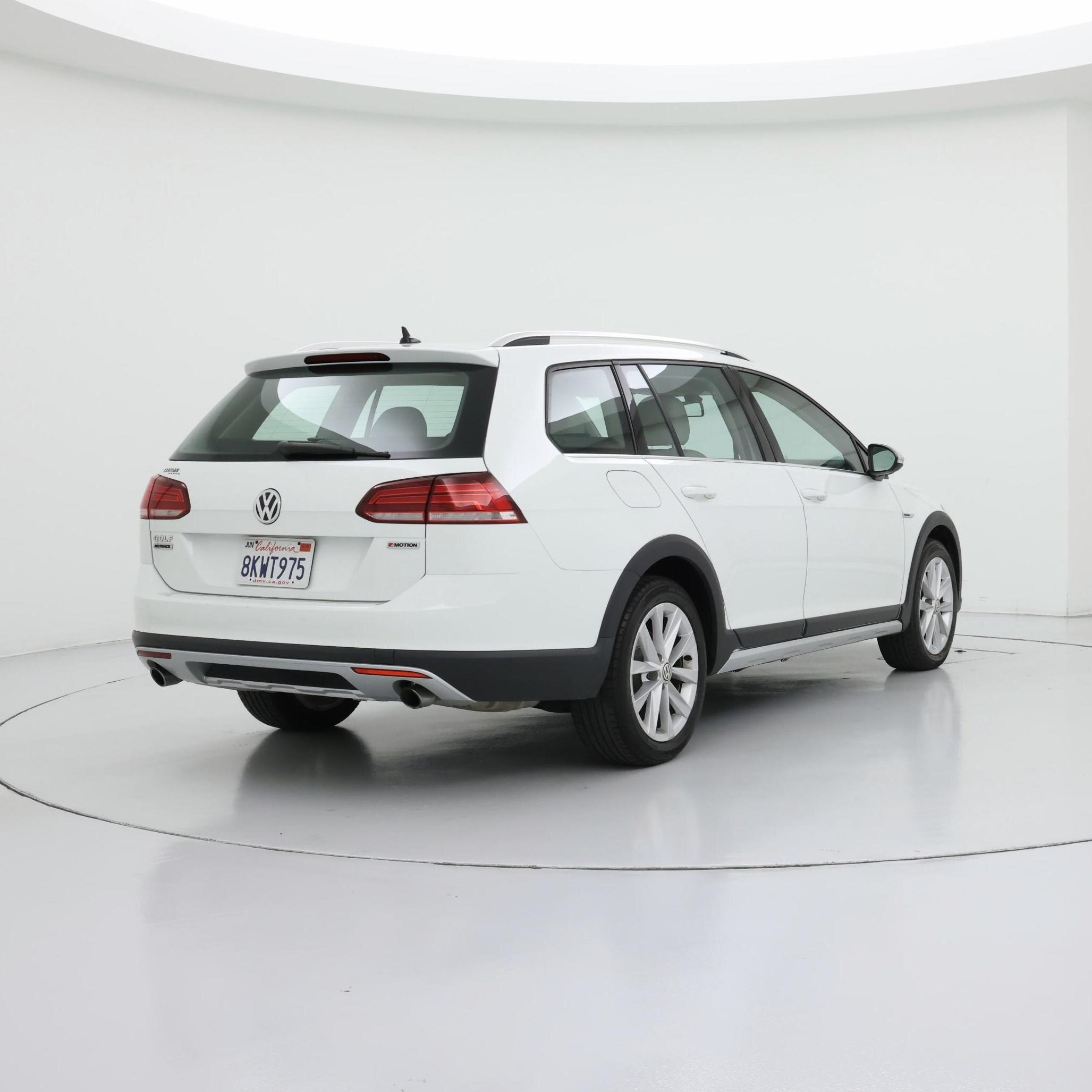 Thumbnail: 2019 Volkswagen Golf - 8