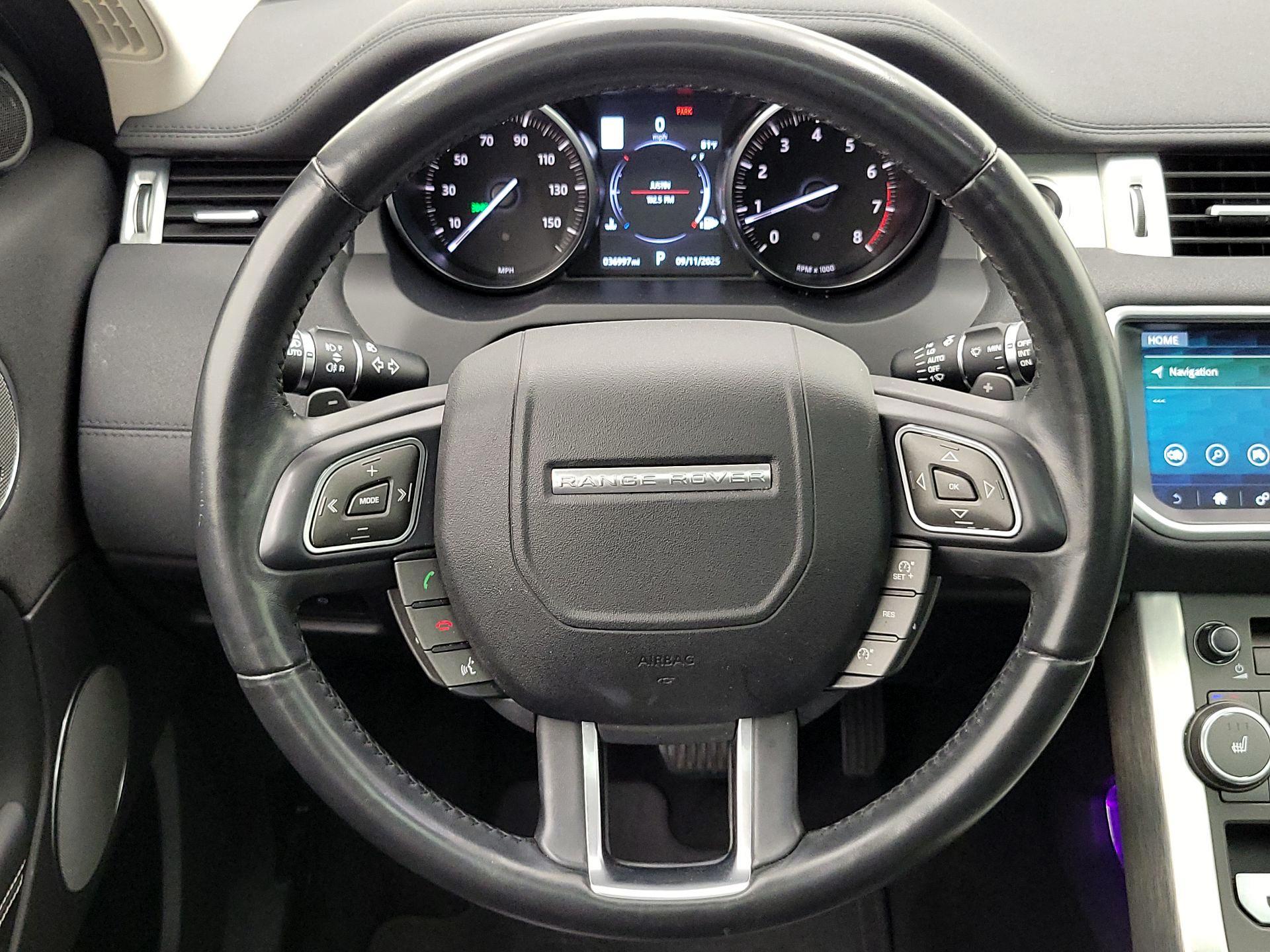 Thumbnail: 2017 Land Rover Range Rover Evoque - 10