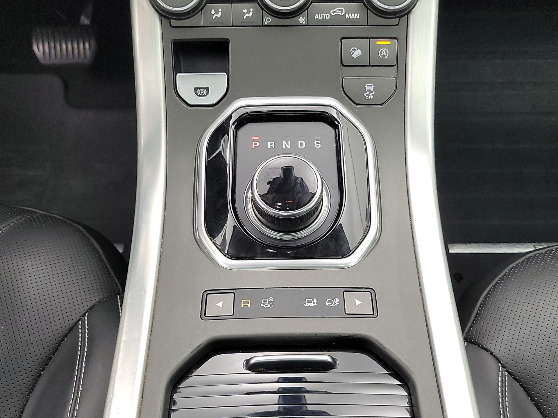 Thumbnail: 2017 Land Rover Range Rover Evoque - 17