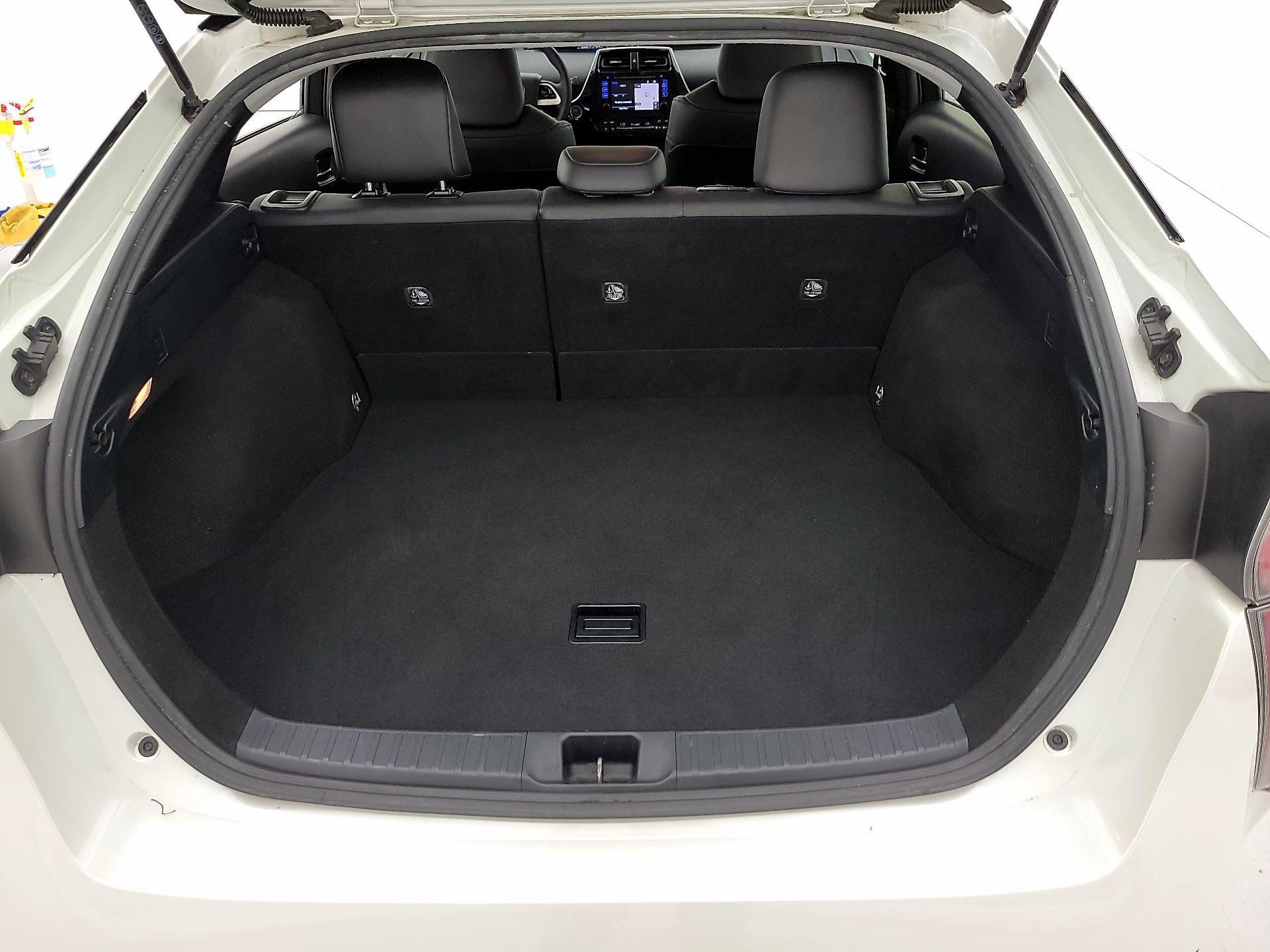 Thumbnail: 2017 Toyota Prius - 20