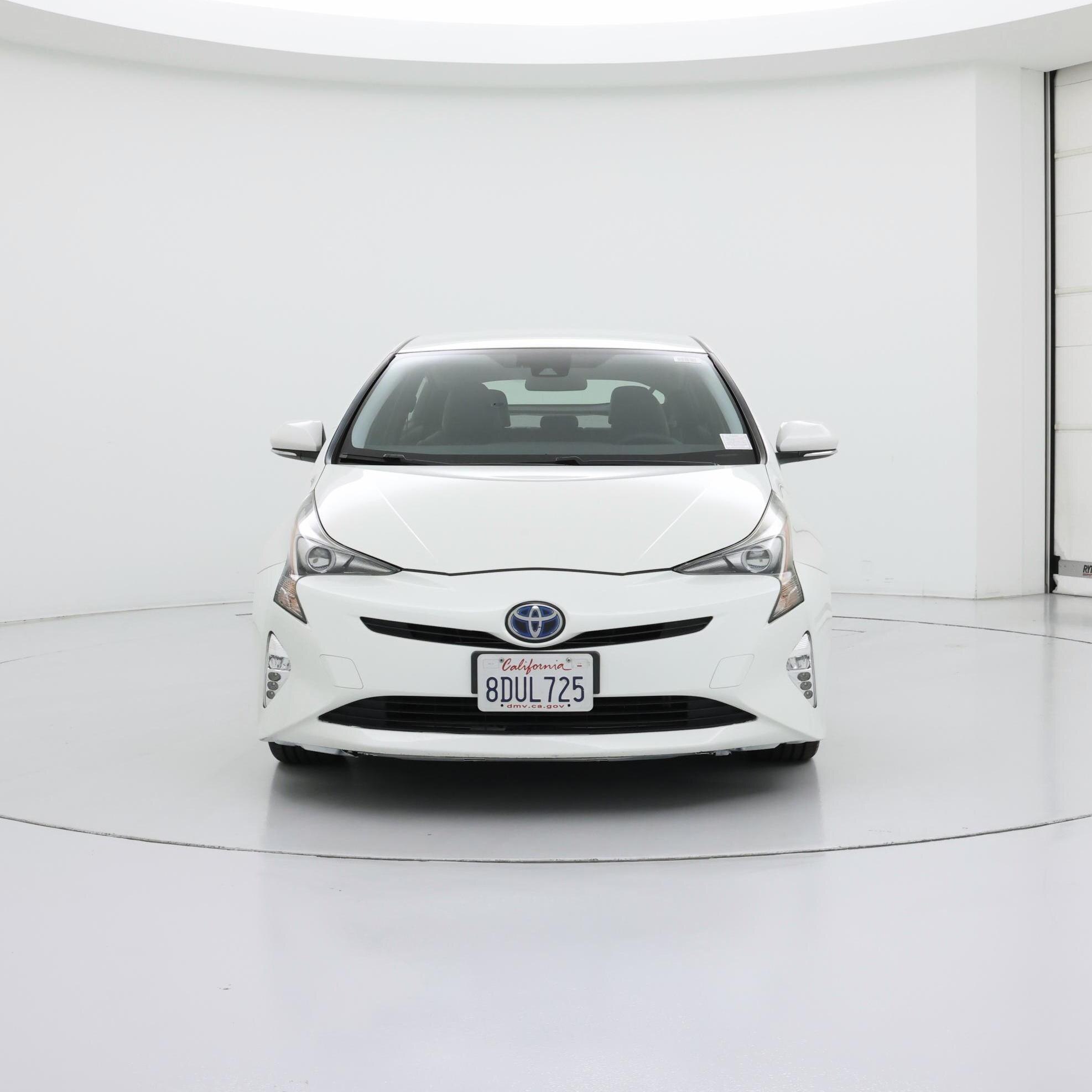 Thumbnail: 2017 Toyota Prius - 5