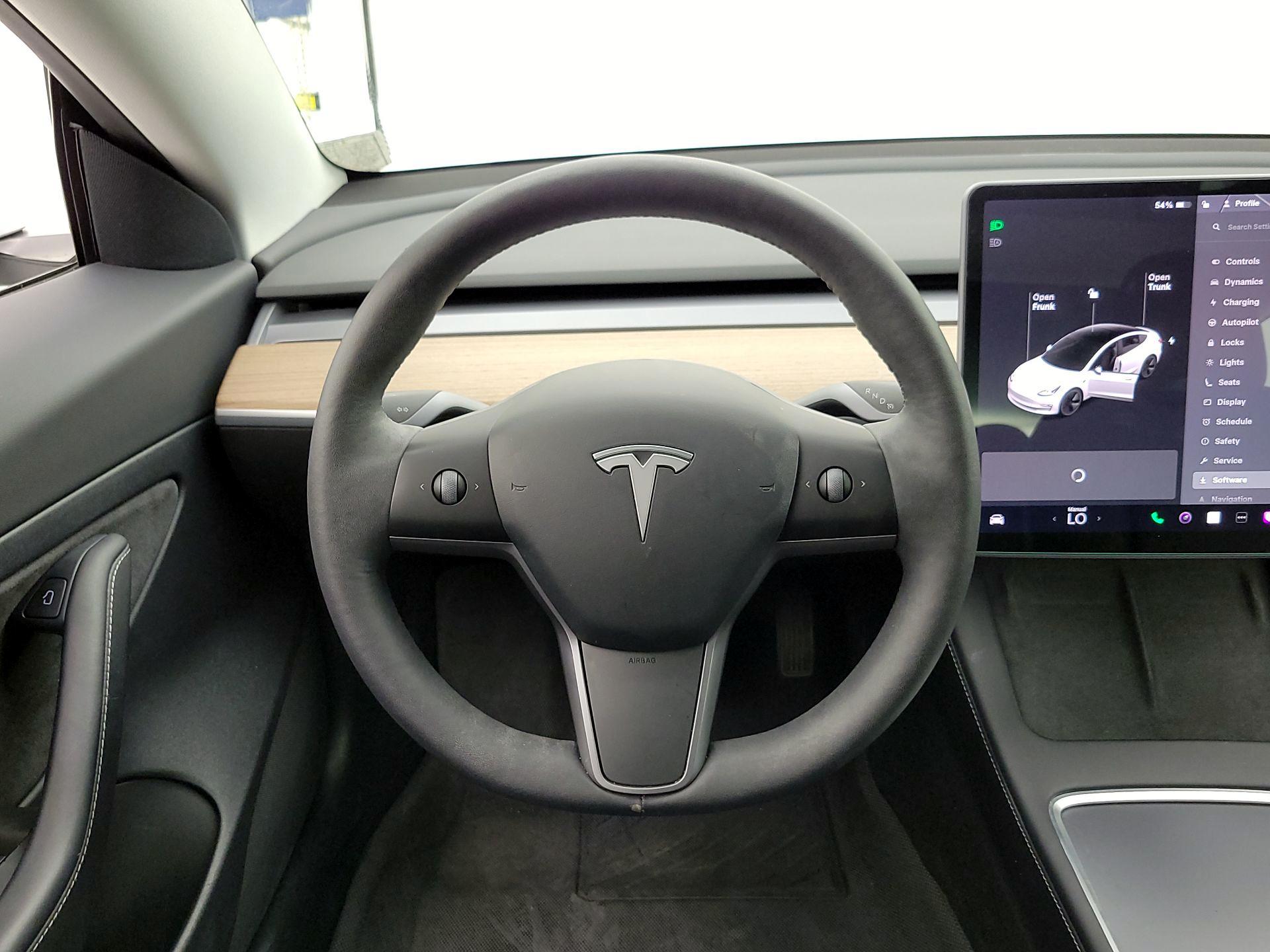 Thumbnail: 2021 Tesla Model 3 - 10