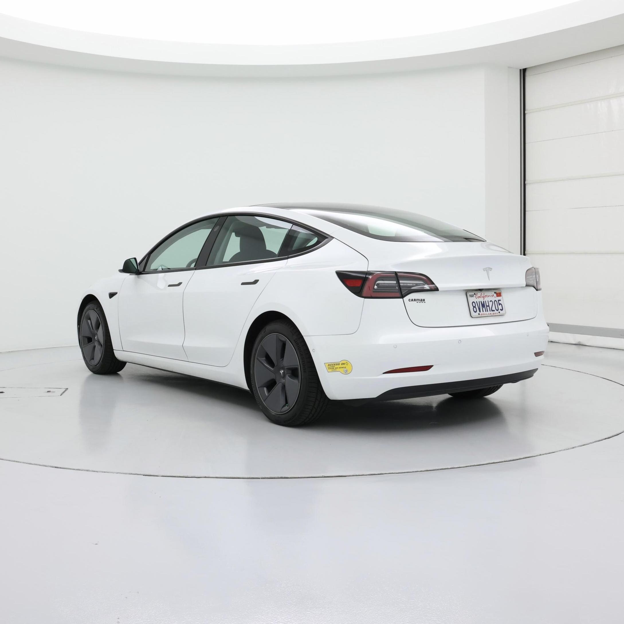 Thumbnail: 2021 Tesla Model 3 - 2