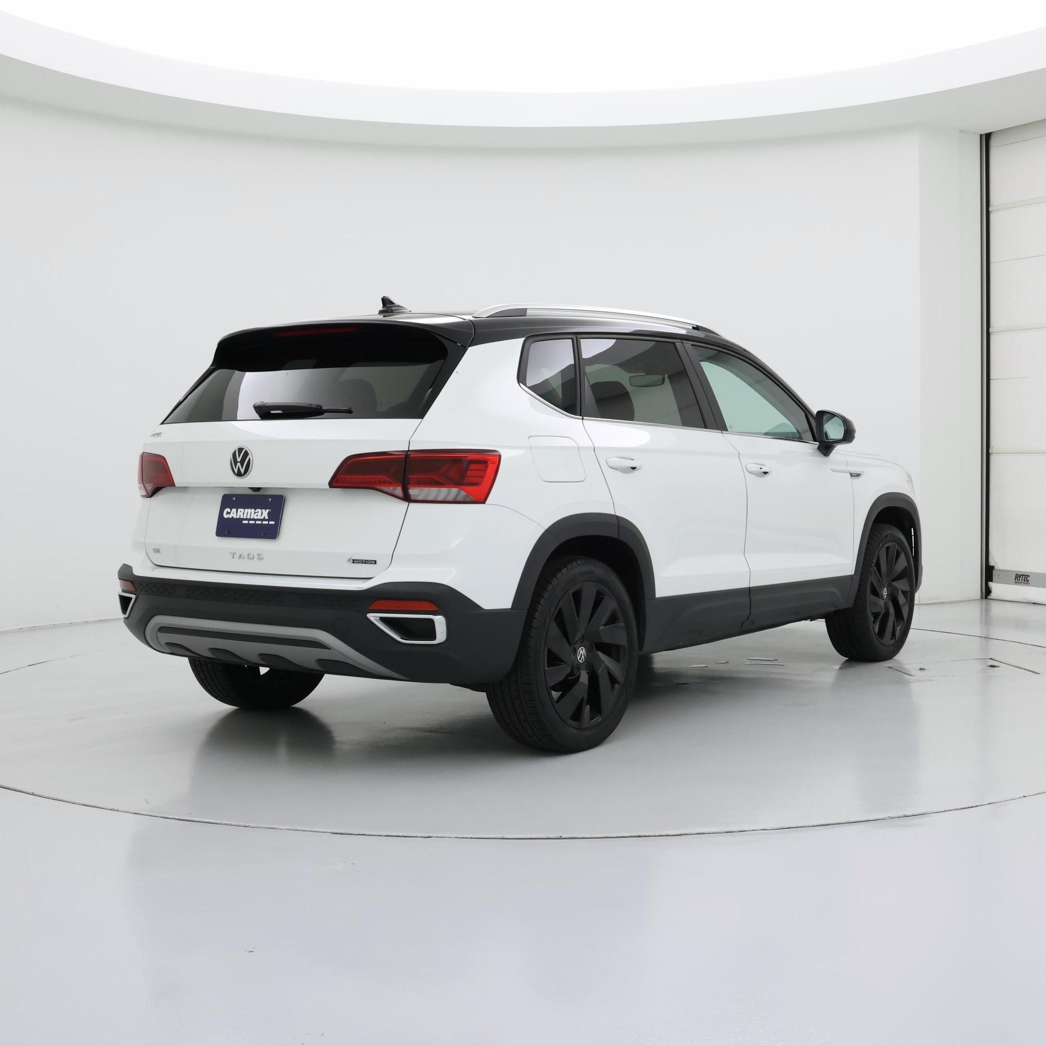 Thumbnail: 2024 Volkswagen Taos - 8