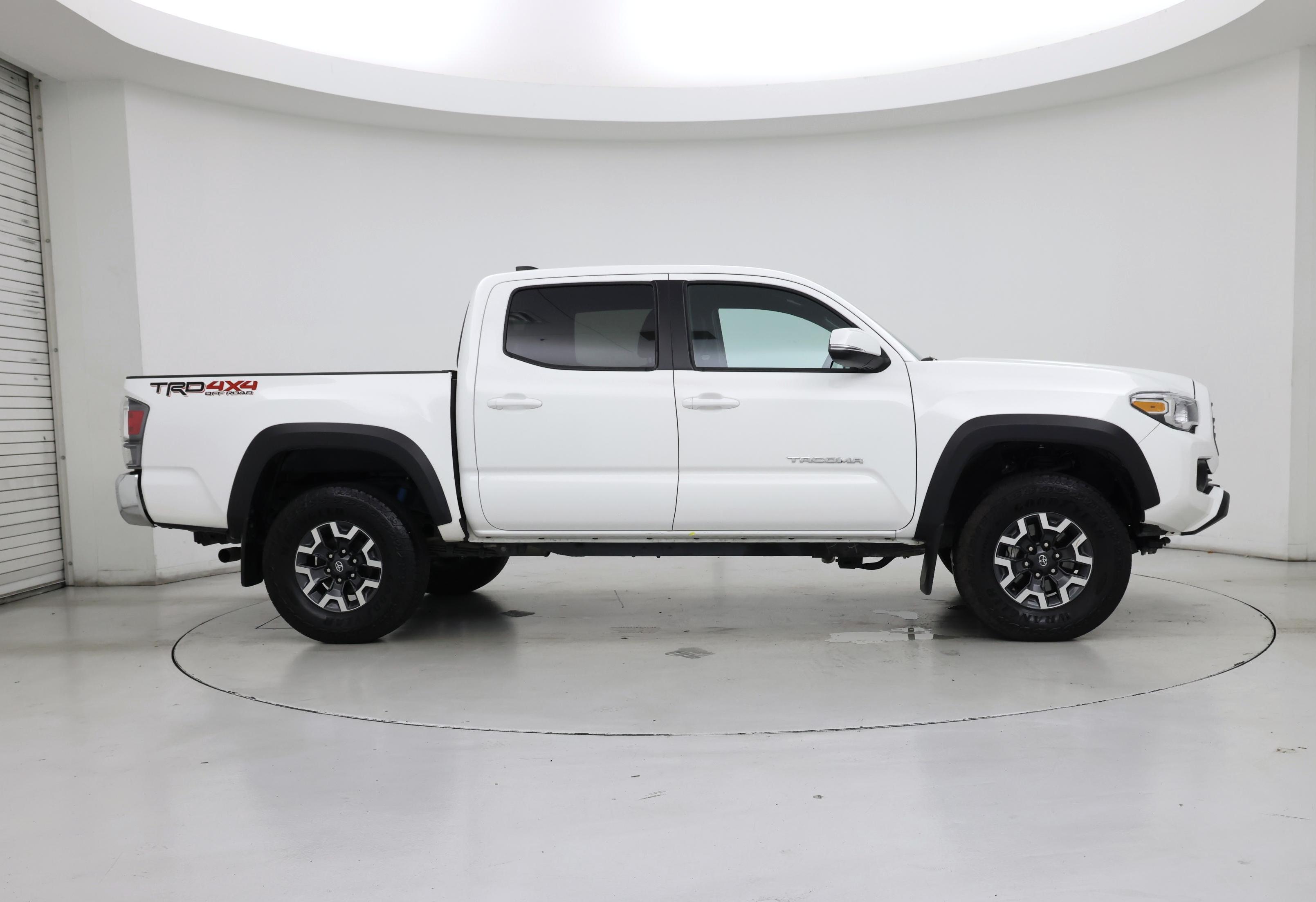 Thumbnail: 2023 Toyota Tacoma - 7
