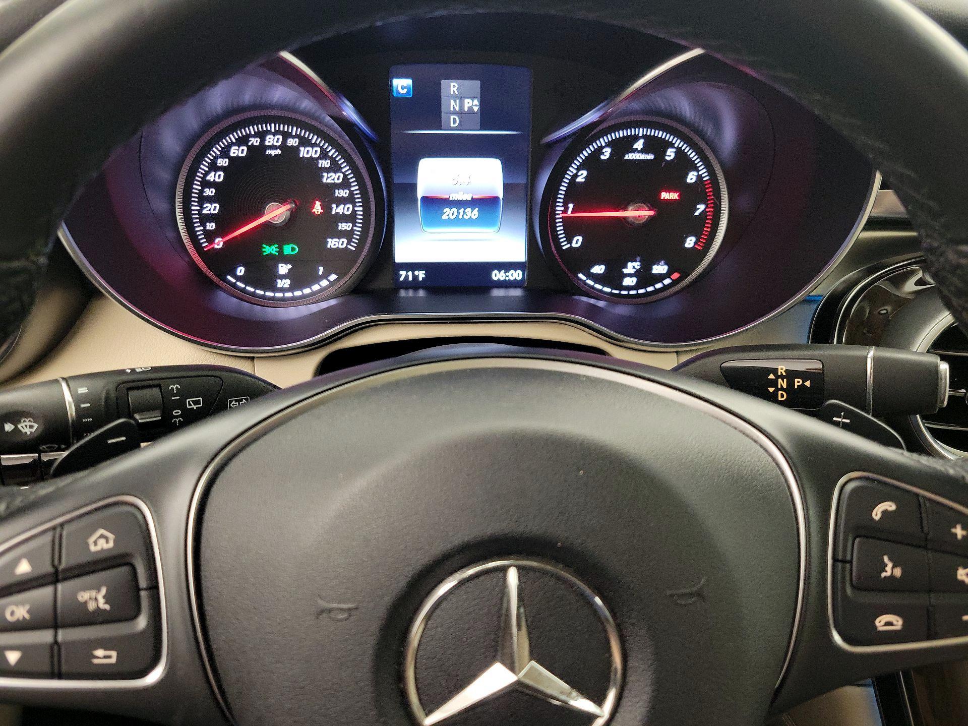 Thumbnail: 2017 Mercedes-Benz GLC - 18