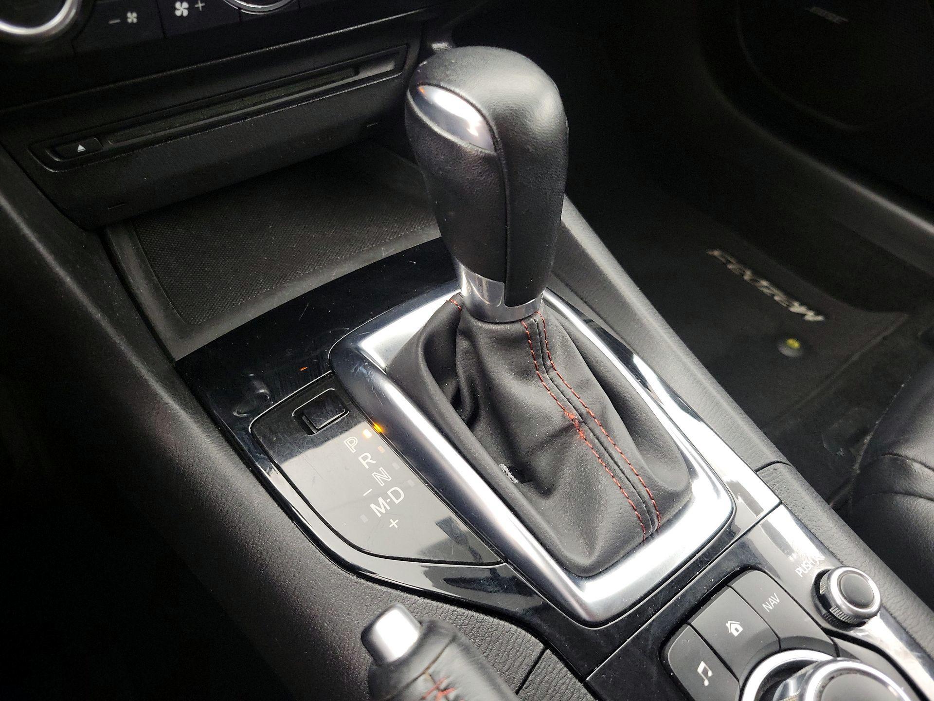Thumbnail: 2014 Mazda Mazda3 - 18