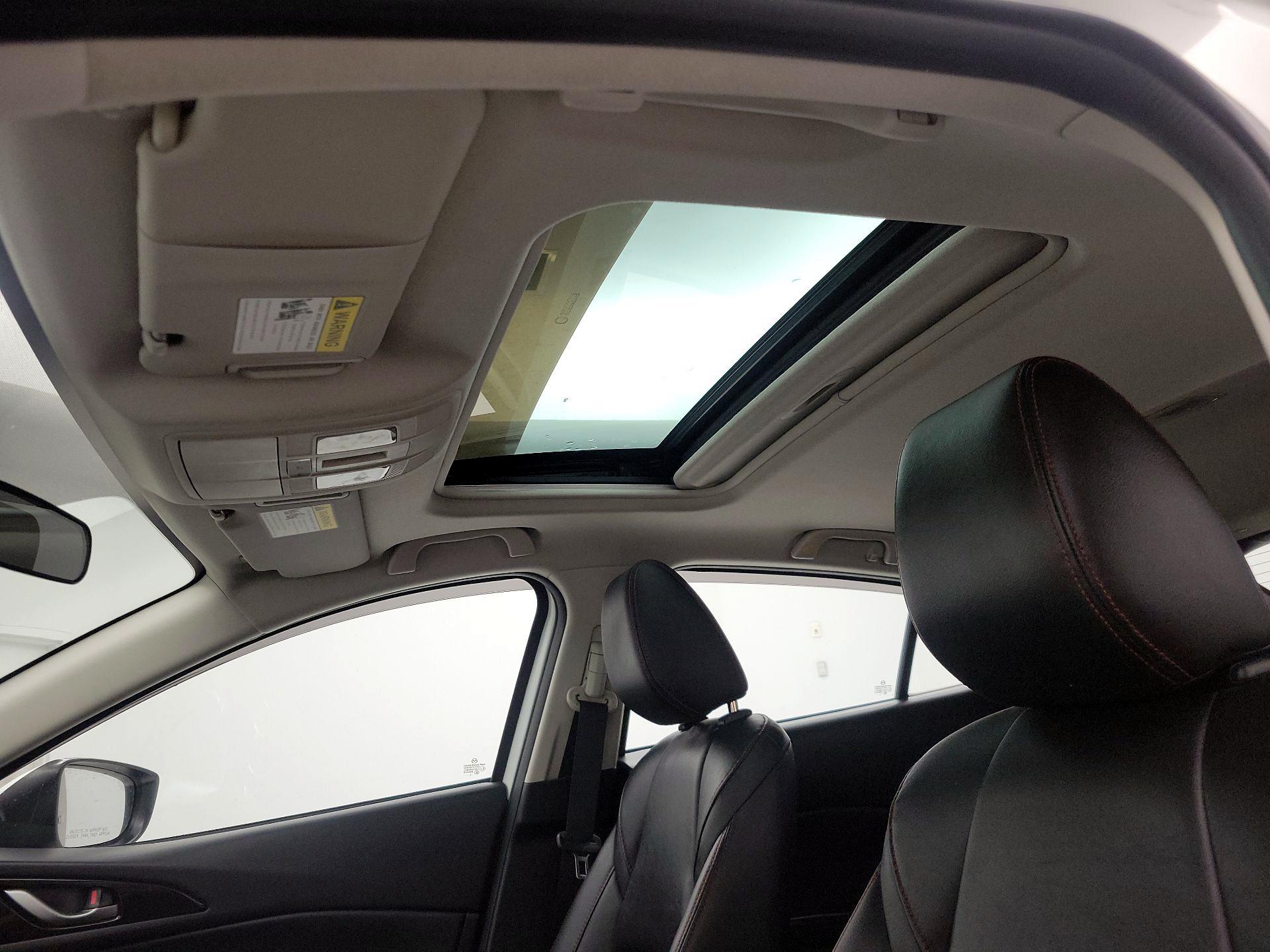 Thumbnail: 2014 Mazda Mazda3 - 19