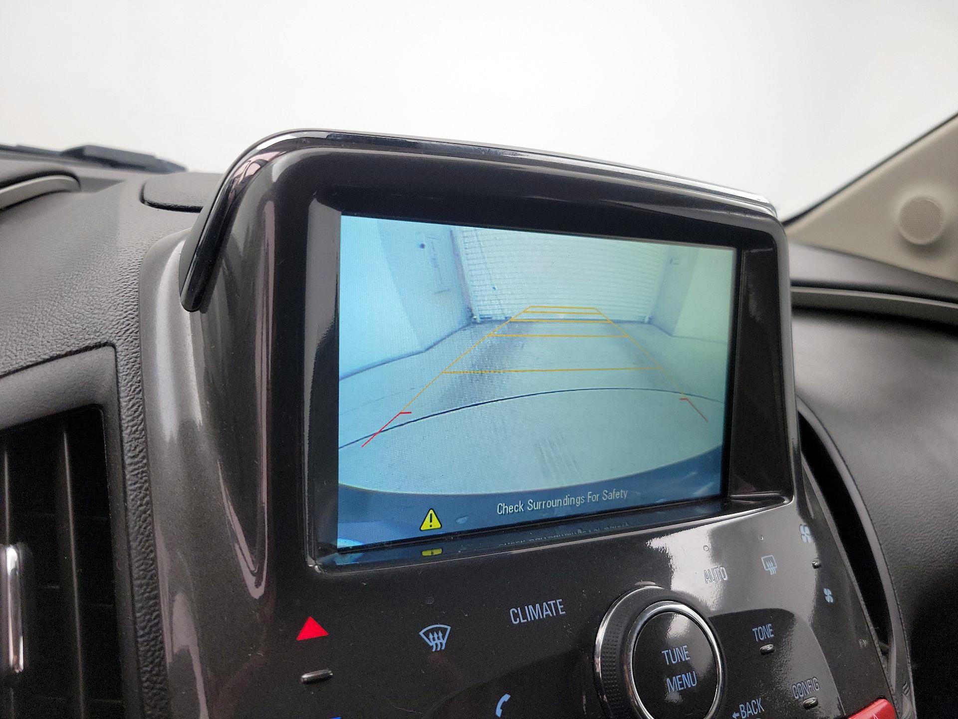 Thumbnail: 2015 Chevrolet Volt - 14