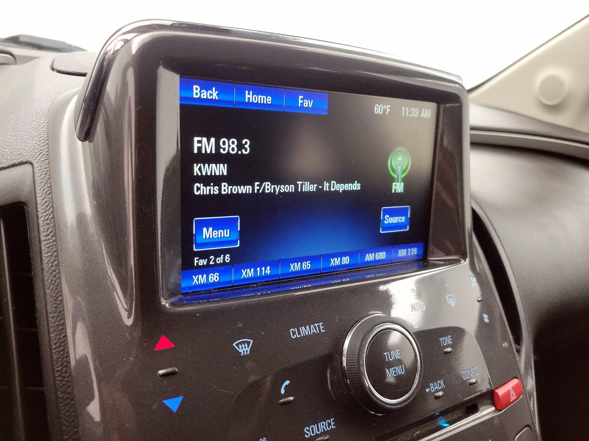 Thumbnail: 2015 Chevrolet Volt - 15