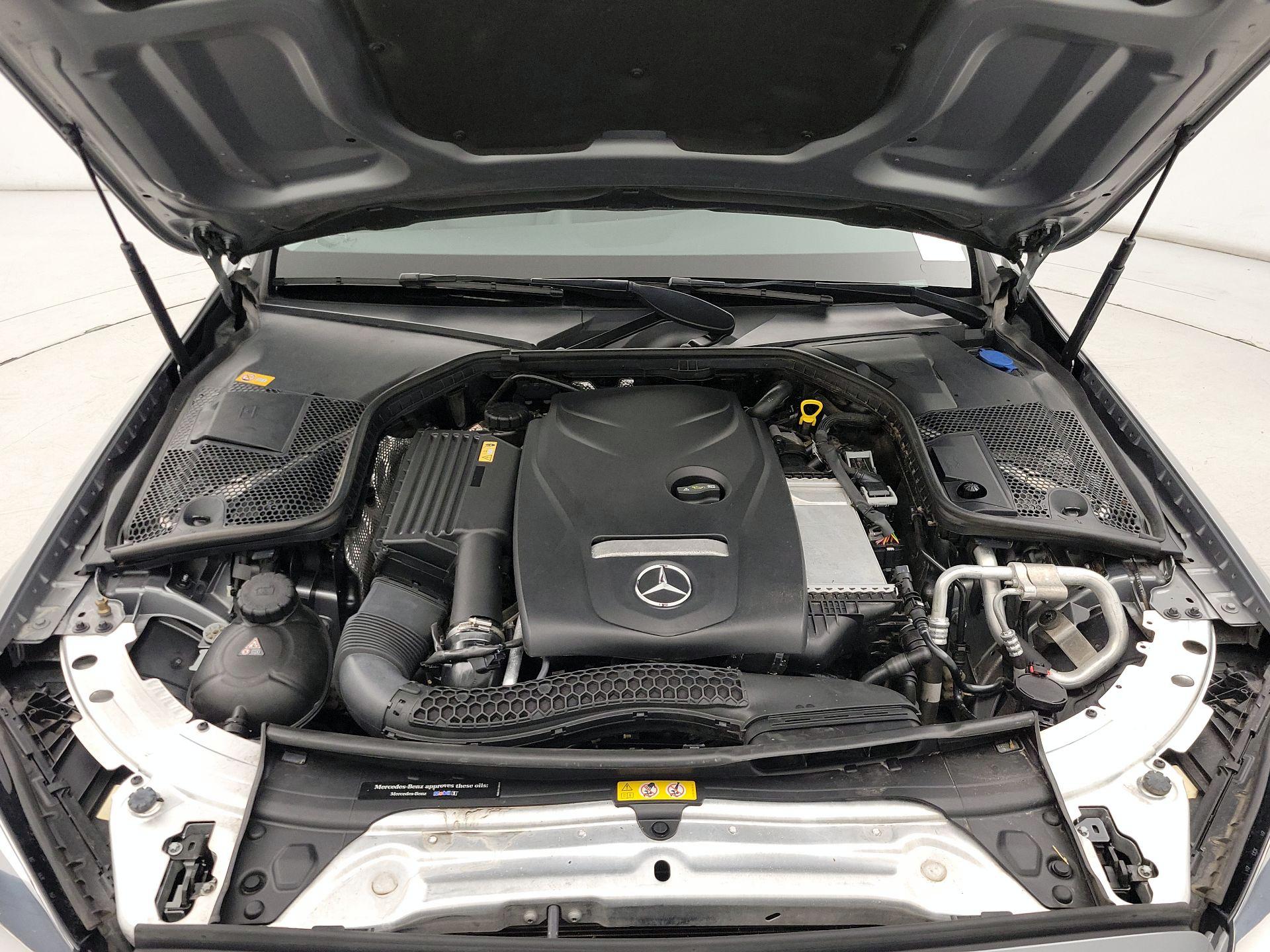 Thumbnail: 2016 Mercedes-Benz C-Class - 20