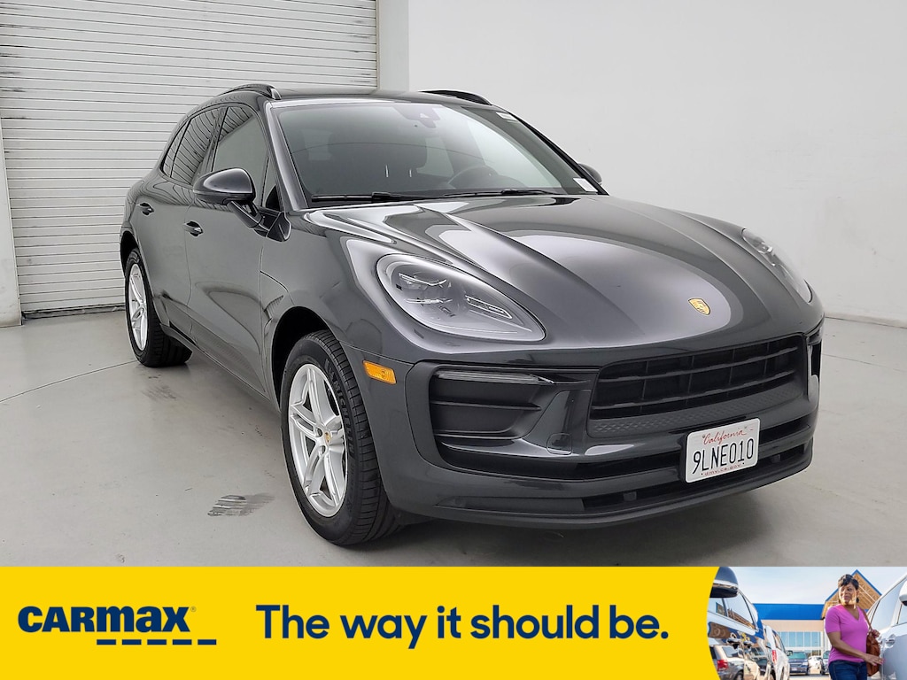 2022 Porsche Macan Base