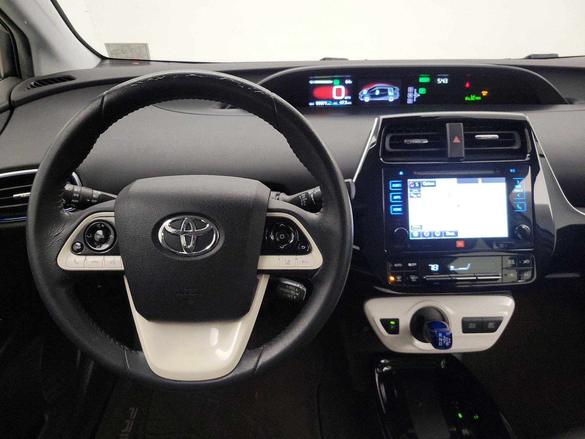 Thumbnail: 2017 Toyota Prius - 10