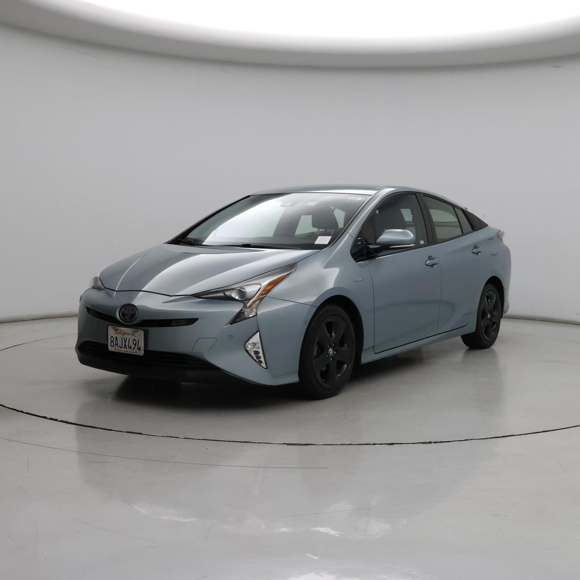 Thumbnail: 2017 Toyota Prius - 4