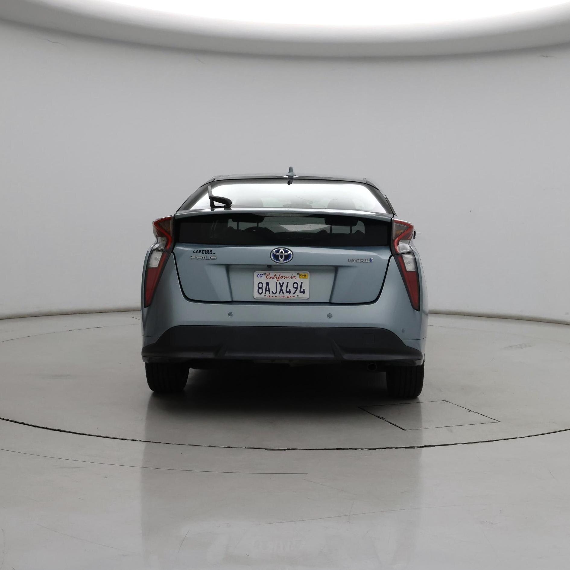 Thumbnail: 2017 Toyota Prius - 6