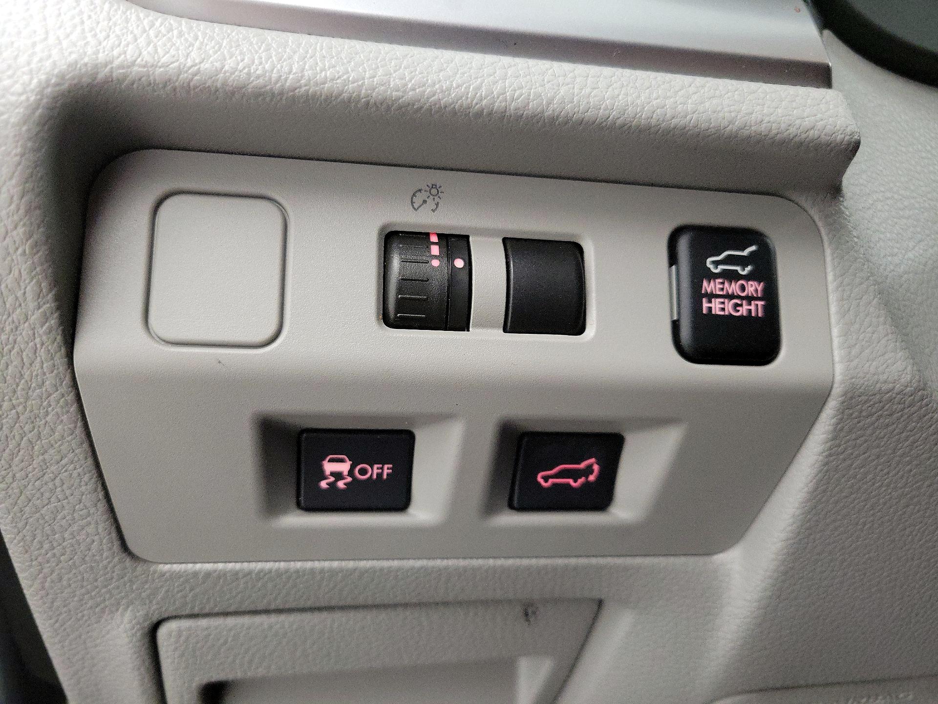 Thumbnail: 2015 Subaru Forester - 13