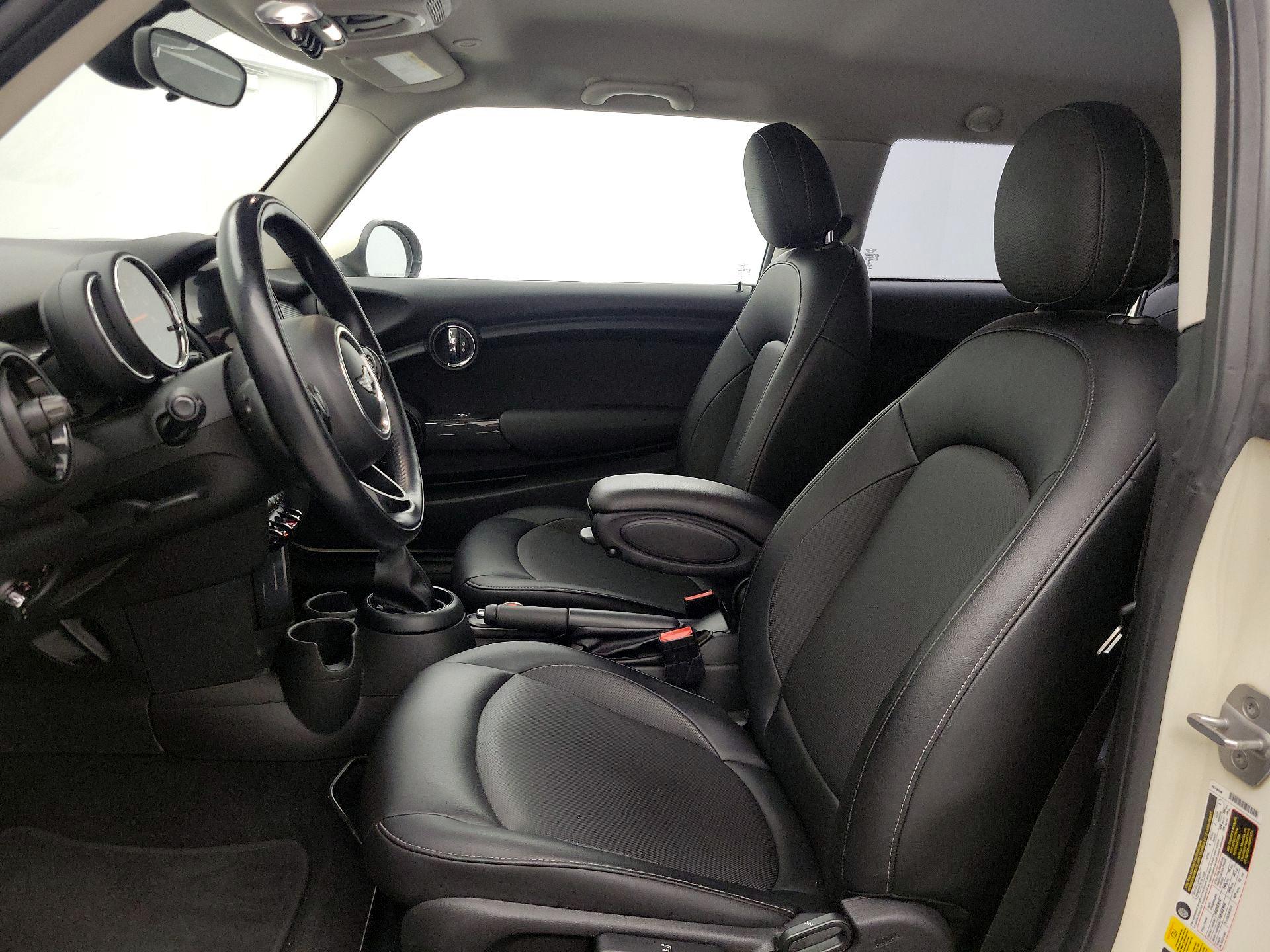 Thumbnail: 2018 MINI Cooper Hardtop - 11