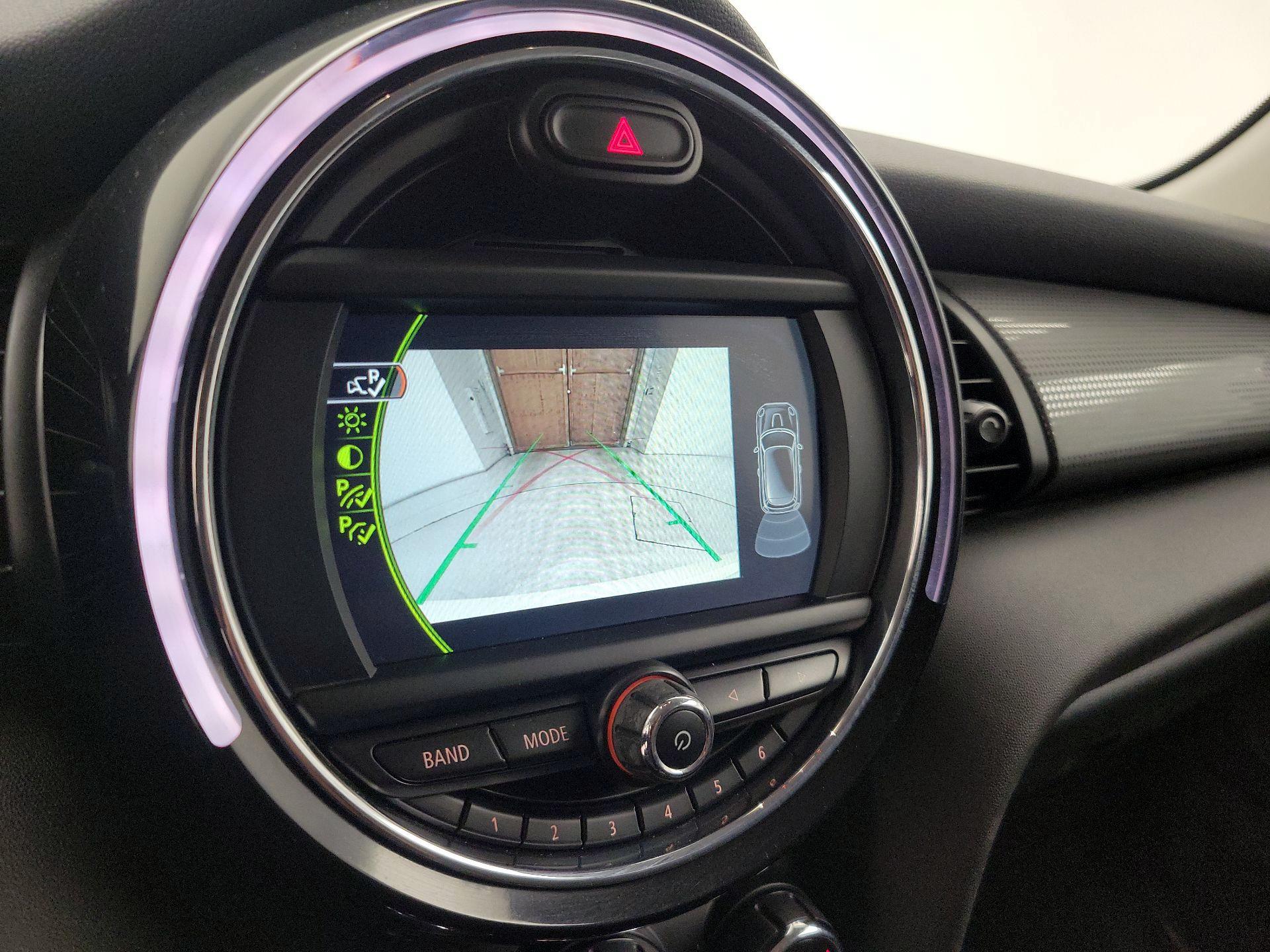 Thumbnail: 2018 MINI Cooper Hardtop - 14