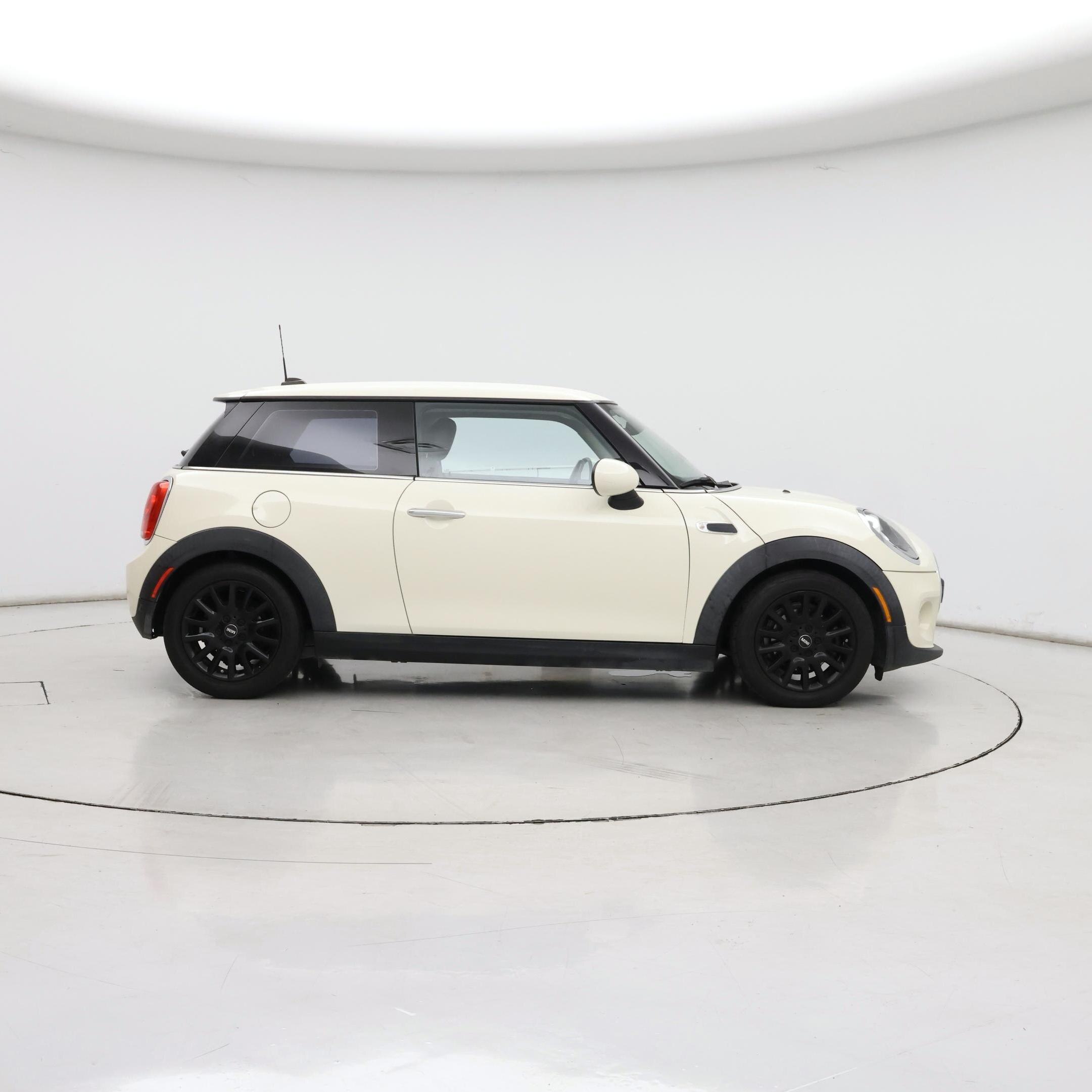 Thumbnail: 2018 MINI Cooper Hardtop - 7