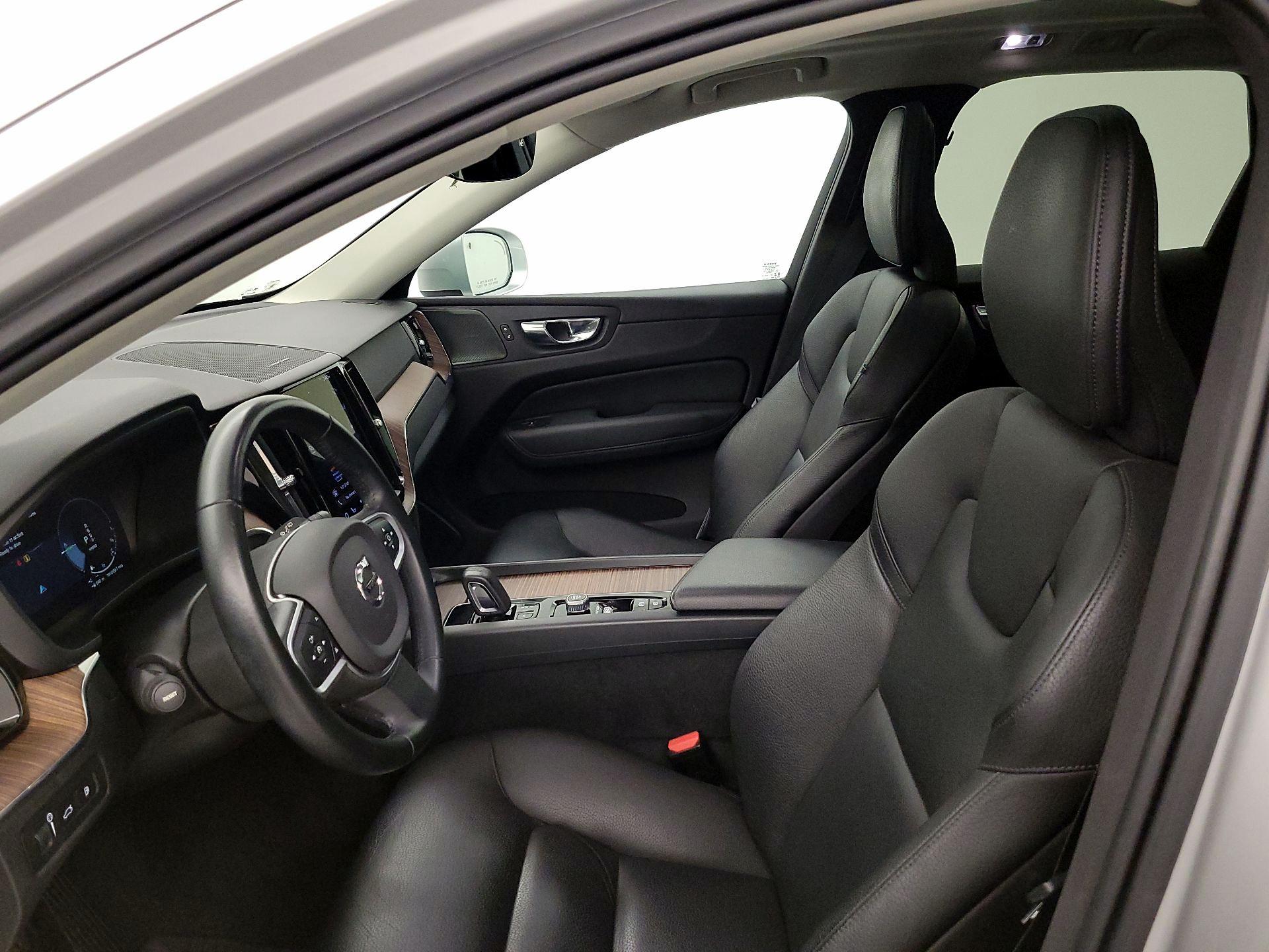 Thumbnail: 2021 Volvo XC60 - 11