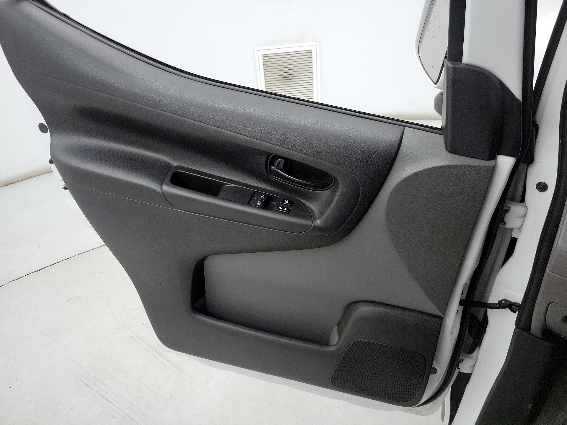 Thumbnail: 2018 Nissan NV200 - 12