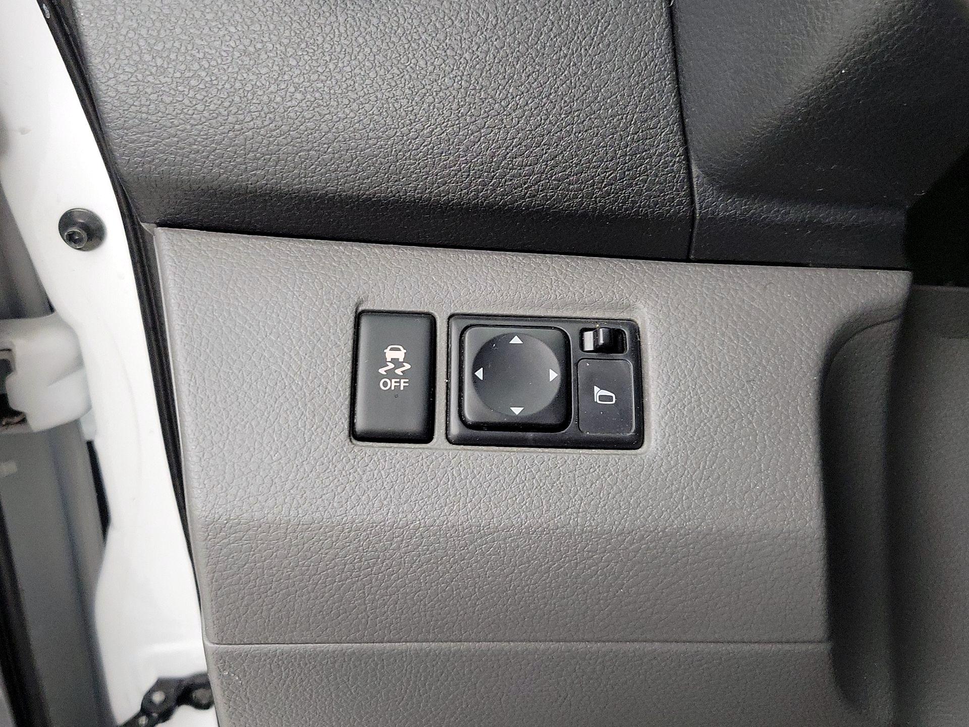 Thumbnail: 2018 Nissan NV200 - 13