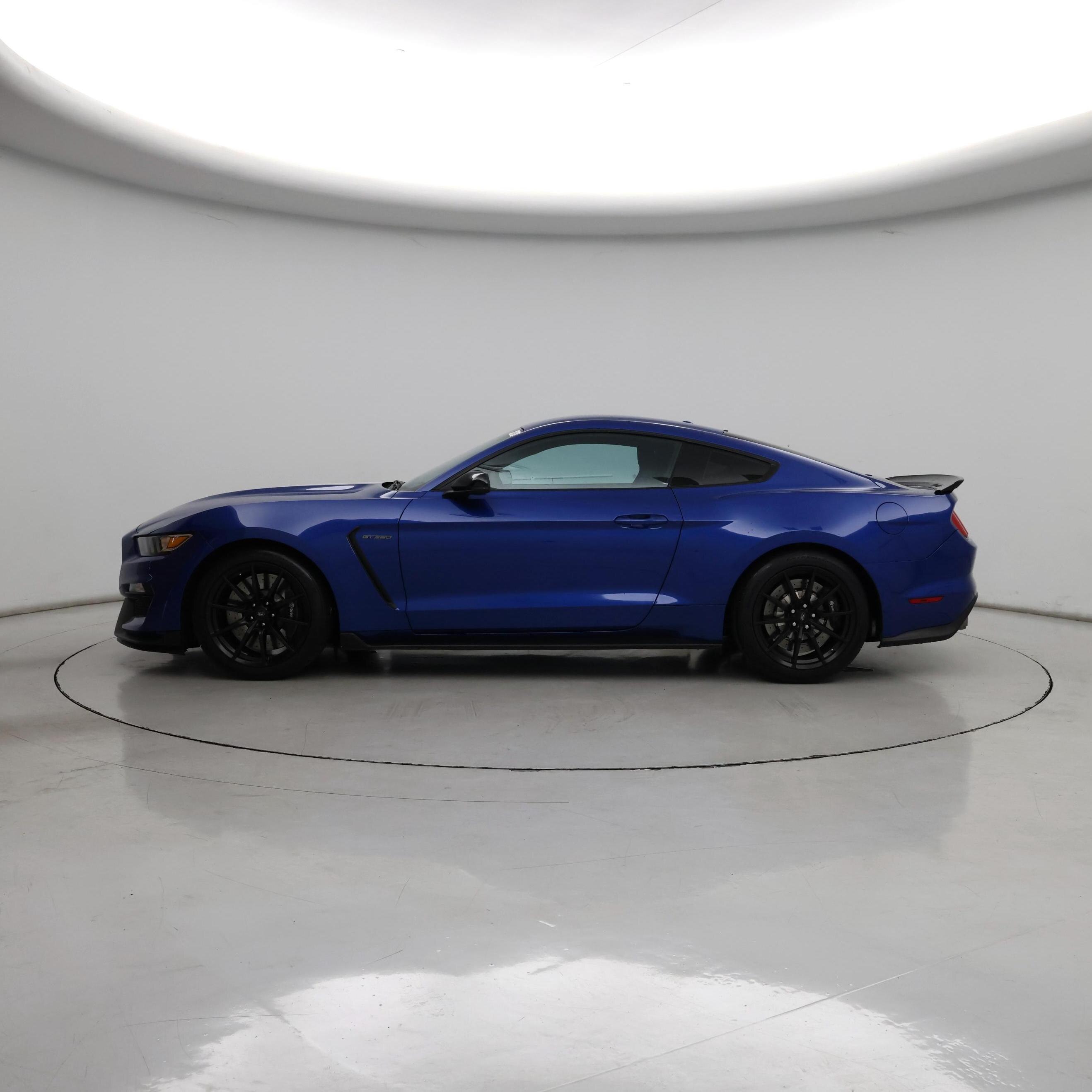 Thumbnail: 2017 Ford Mustang - 3