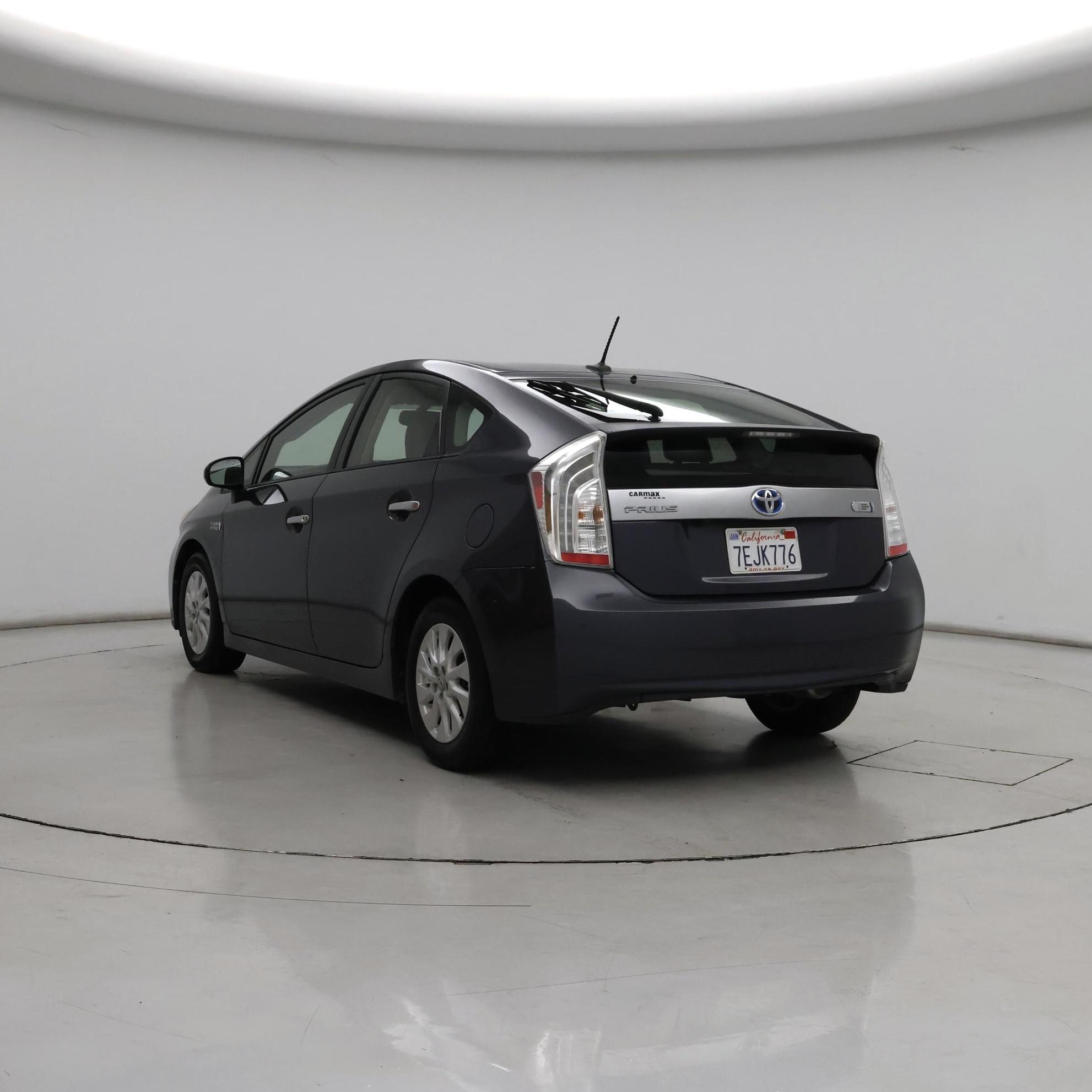 Thumbnail: 2014 Toyota Prius - 2