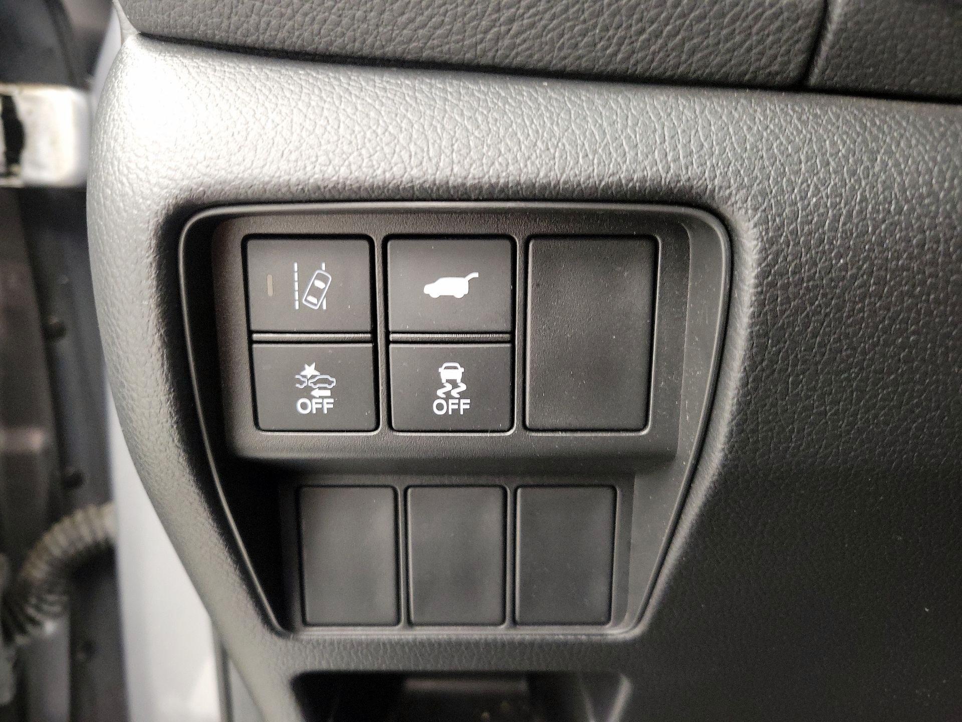 Thumbnail: 2017 Honda CR-V - 13