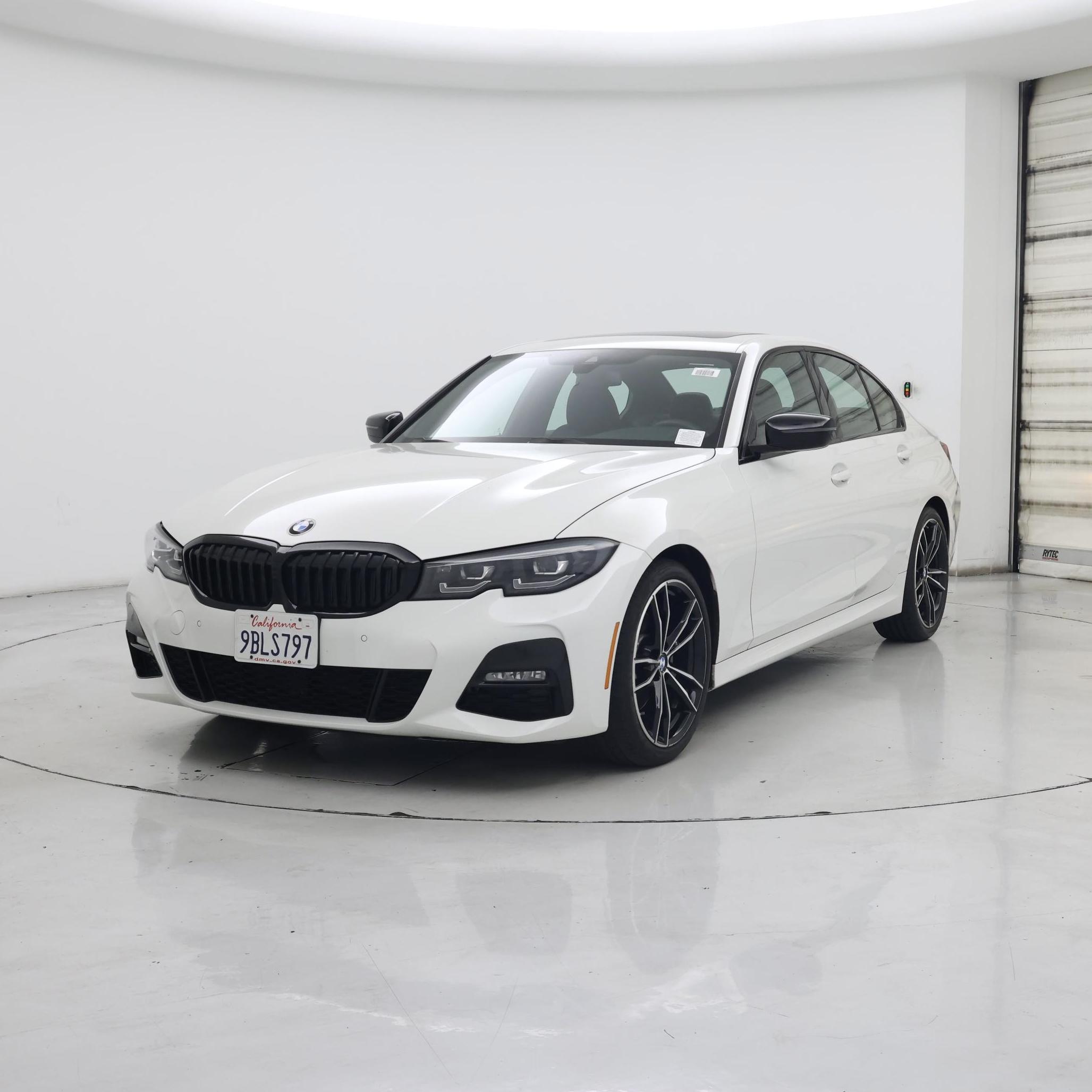 Thumbnail: 2022 BMW 3 Series - 4
