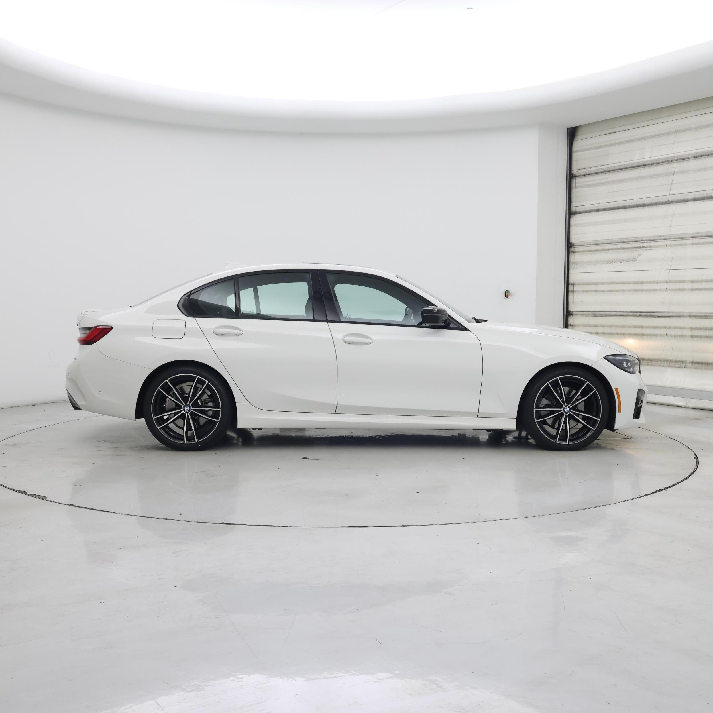 Thumbnail: 2022 BMW 3 Series - 7