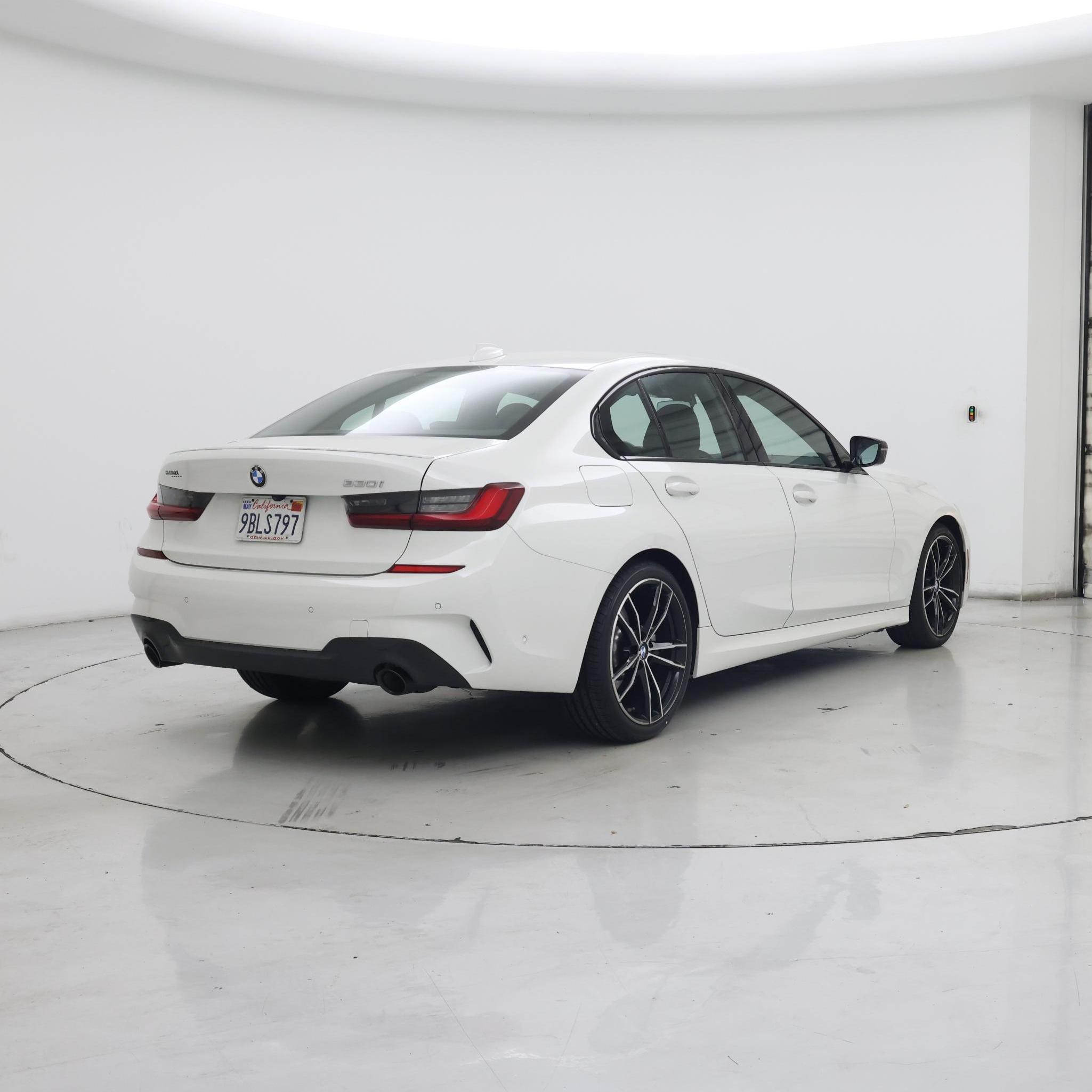Thumbnail: 2022 BMW 3 Series - 8