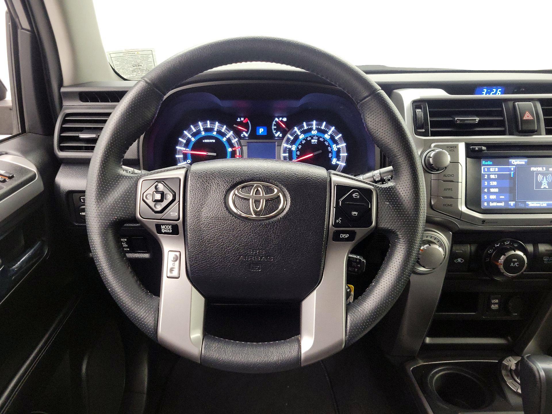 Thumbnail: 2019 Toyota 4Runner - 10
